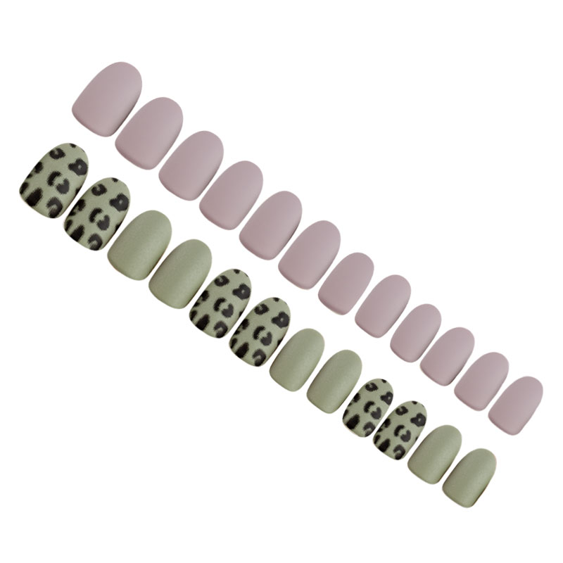 INS 'latest oval-shaped, matte leopard print wearable nail art patches and ribbon matte nail art patches are now sincerely inviting agents Application Scenario