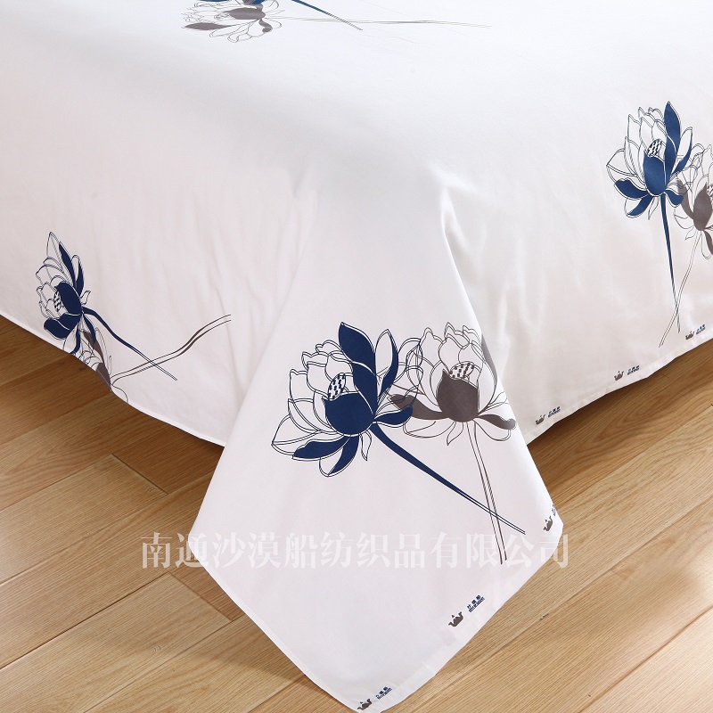 Bingti Lotus High-end Hotel four-piece bedding set, made of all-cotton Gongsatin fabric and featuring high-end printing techniques, is a homestay hotel pic 3