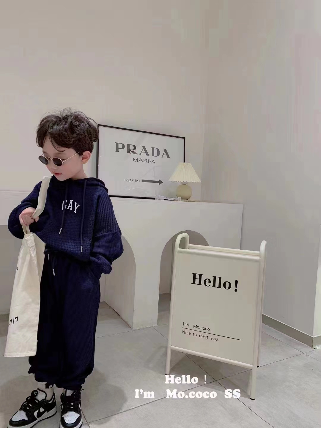 童装白底实物图