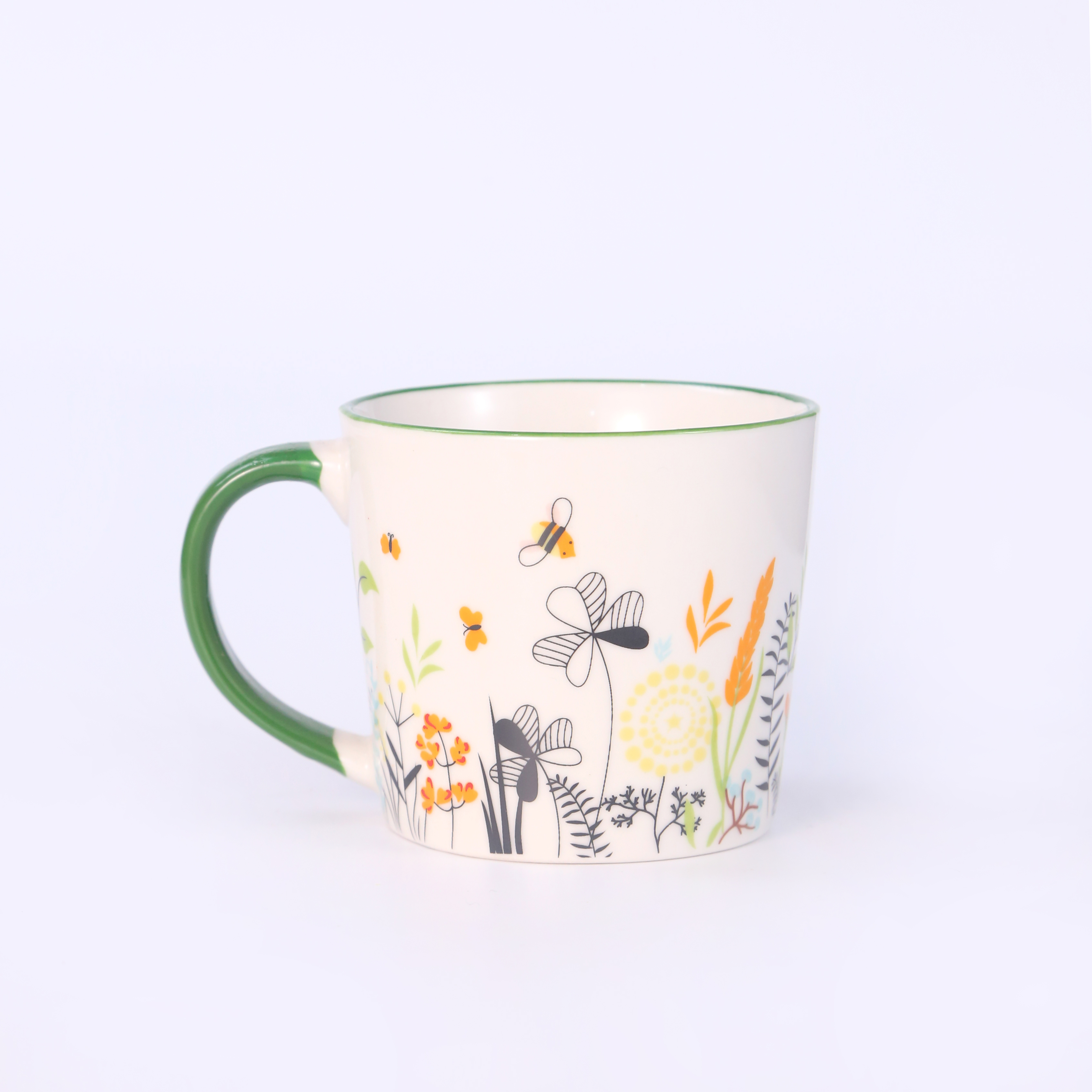 New ceramic cups, mugs, direct sales from foreign trade manufacturers, ins creative ceramic cups, trendy and cute water cups, covered spoons, pink mugs, student tea cups, coffee cups Application Scenario