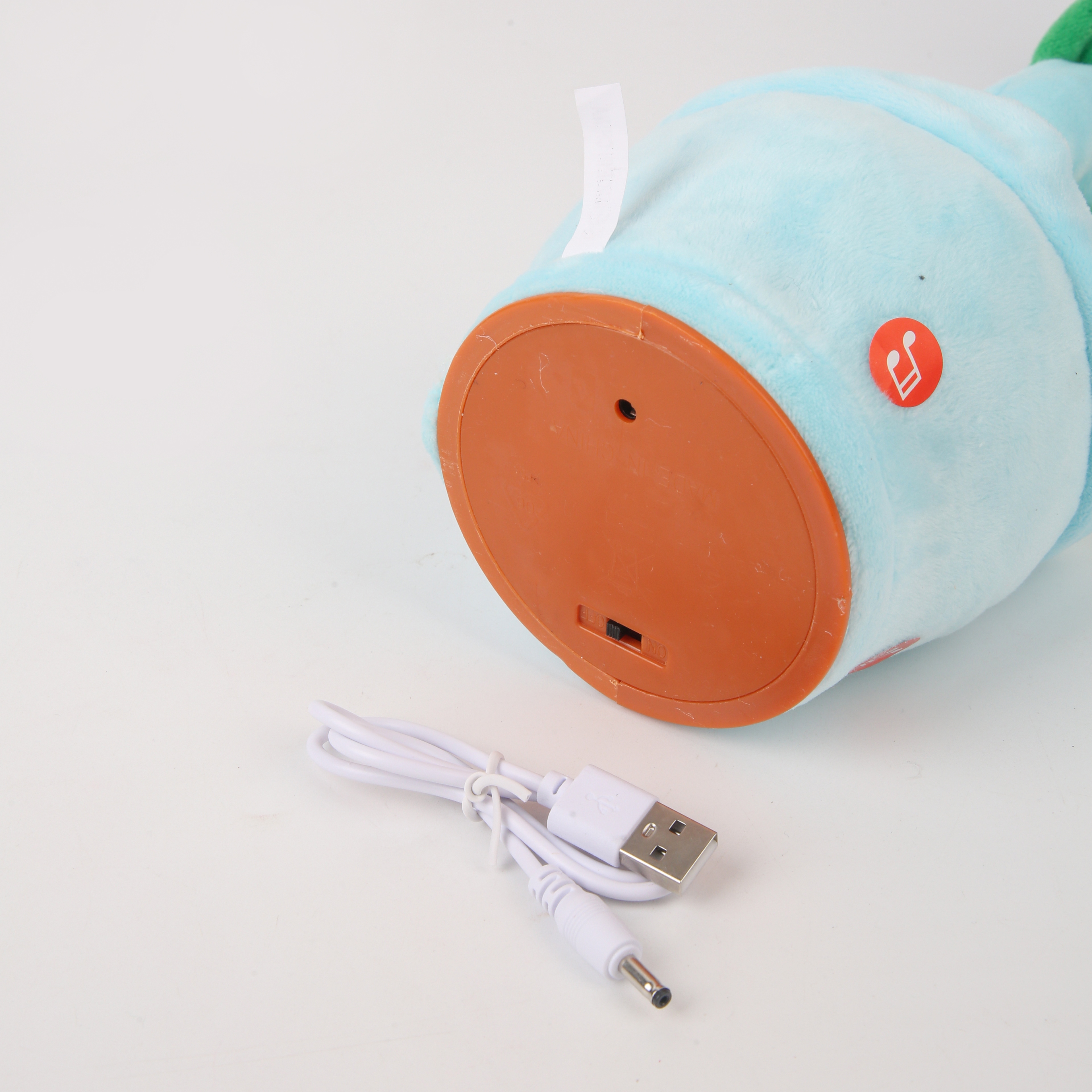 唱歌玩偶/电动玩具/玩具白底实物图