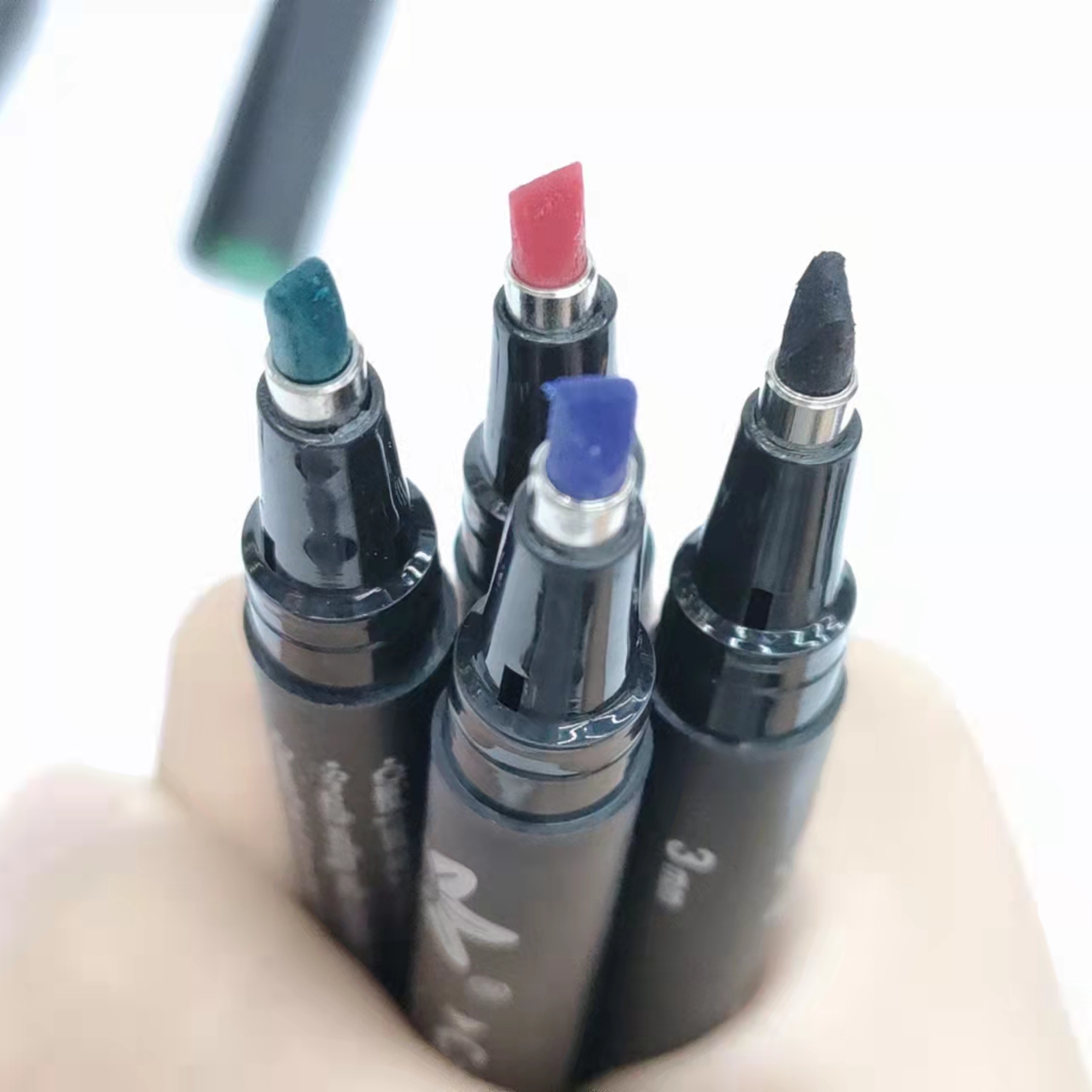 4-color water-based pens for smooth writing and marking of key points, office supplies Item Picture