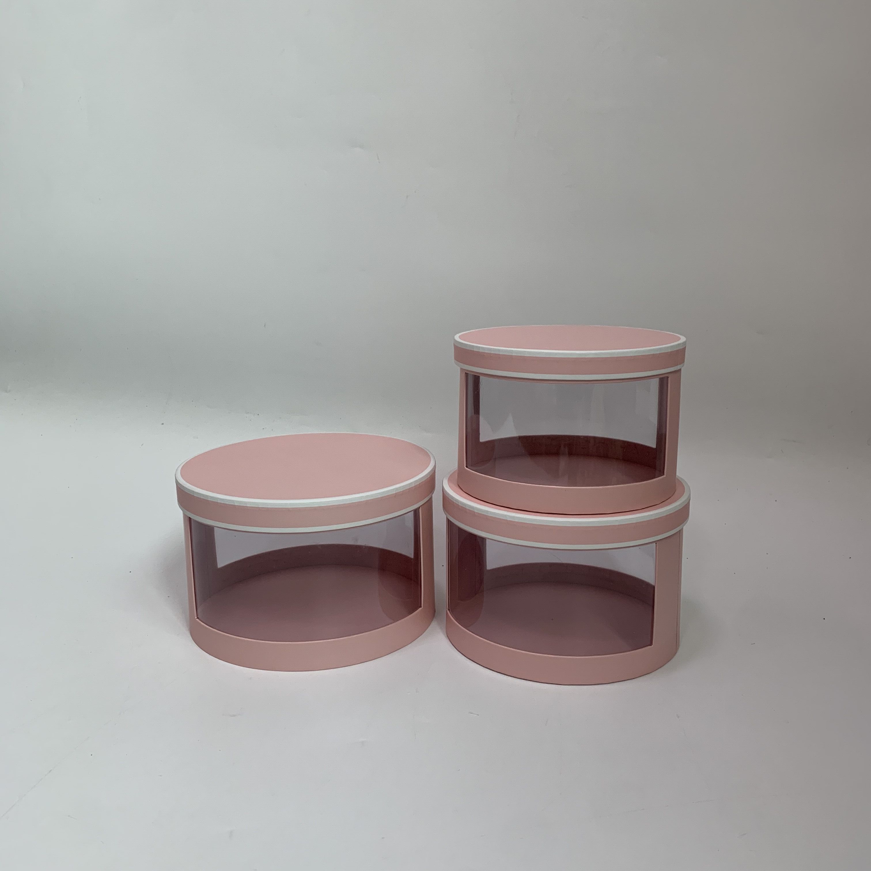 Vina hollowed-out circular gift box three-piece set, Valentine's Day flower gift box, souvenir gift box, flower box gift box details Picture