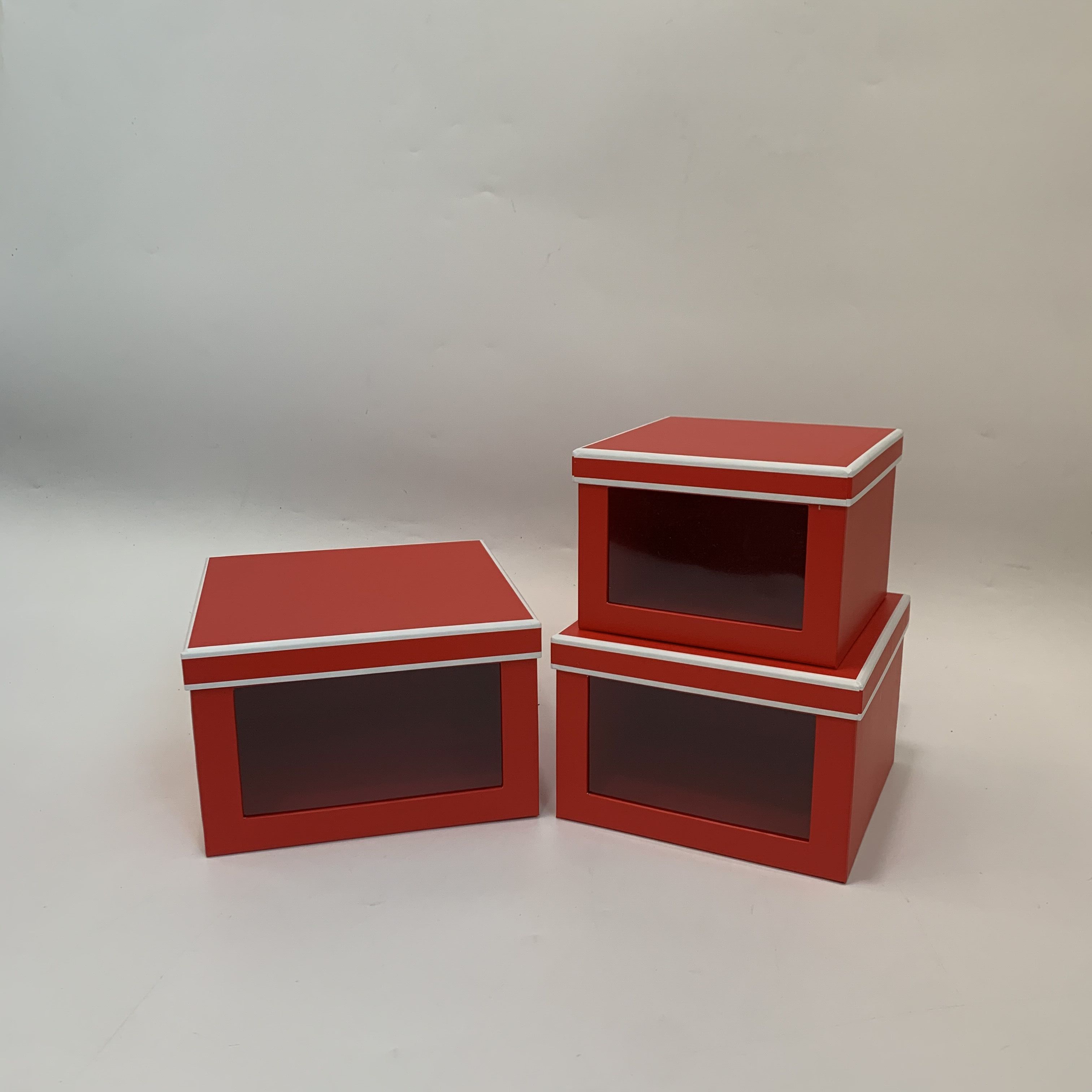 Vina Valentine's Day flower Gift Box, souvenir gift box, flower box gift box, hollowed-out rectangular gift box, three-piece set Application Scenario