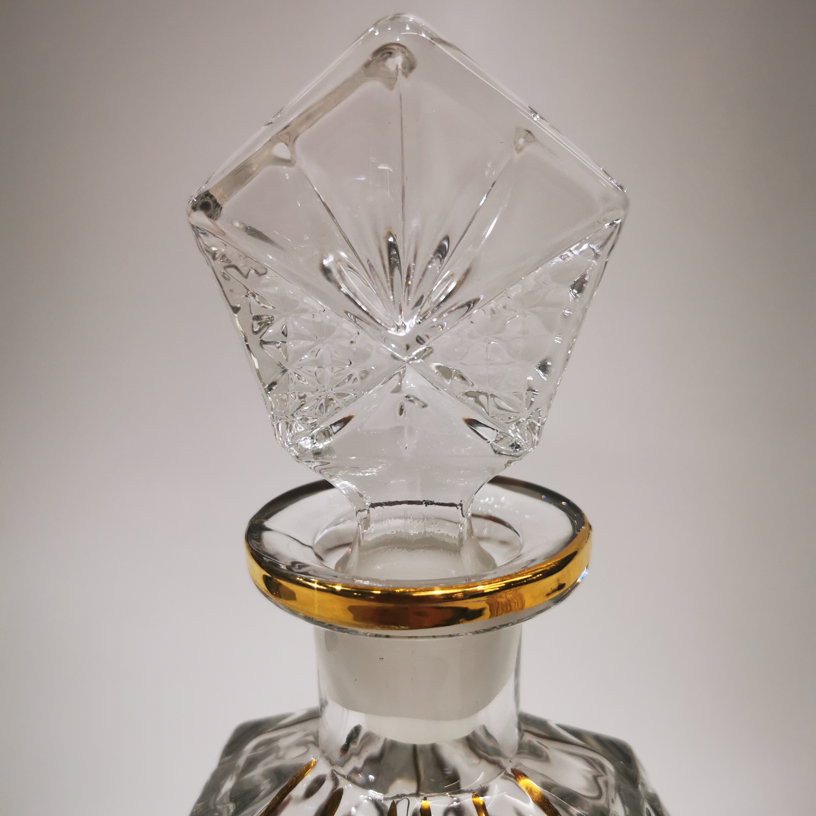玻璃酒杯/酒樽/玻璃酒瓶细节图