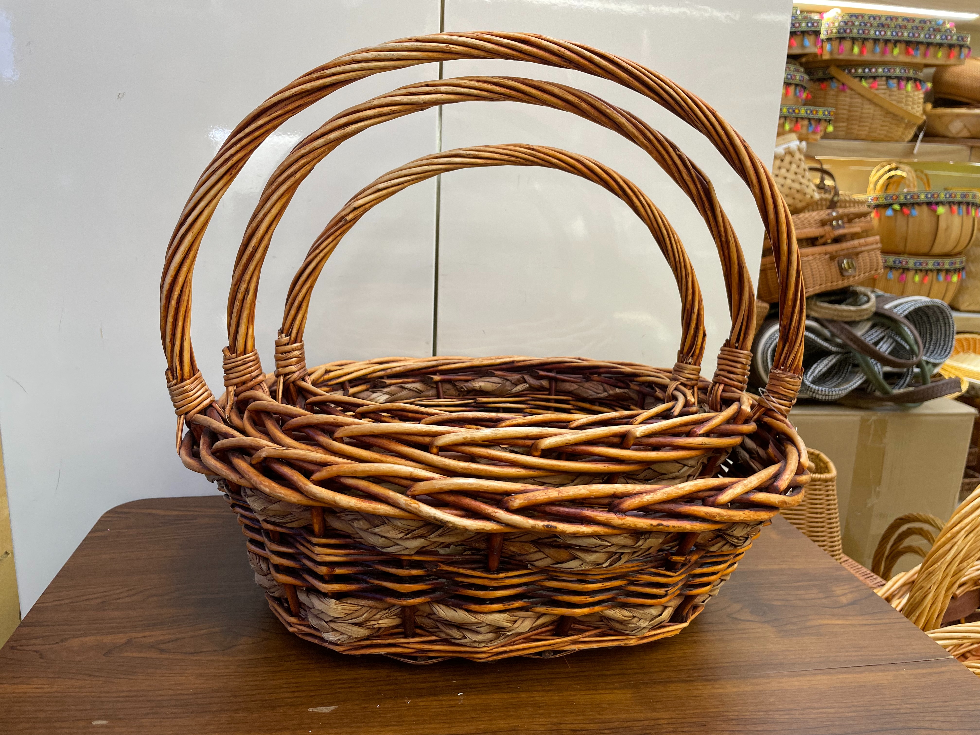 Three-piece willow weaving set with gold rope, straw rope and wood chips Specification image