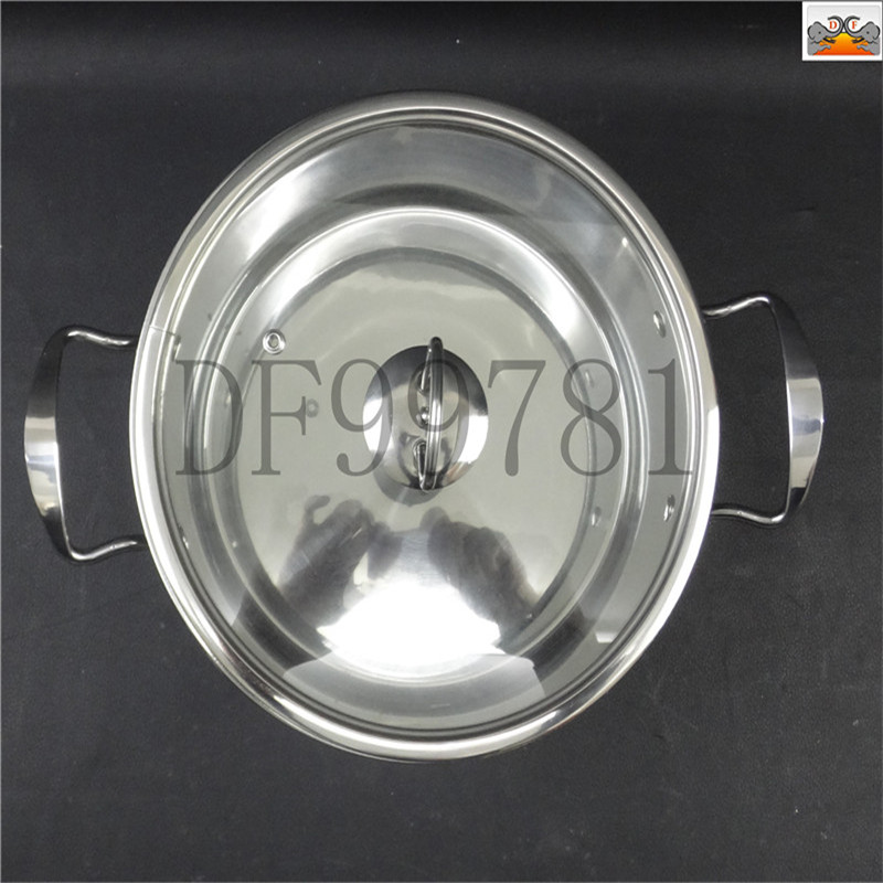 المقلاة DF99781 ذات الزوايا الثلاث المكونة من ثلاث قطع من الفولاذ غير القابل للصدأ، المقلاة الصغيرة DF Trading House للأفران الكهربائية الخاصة بالفنادق Item Picture