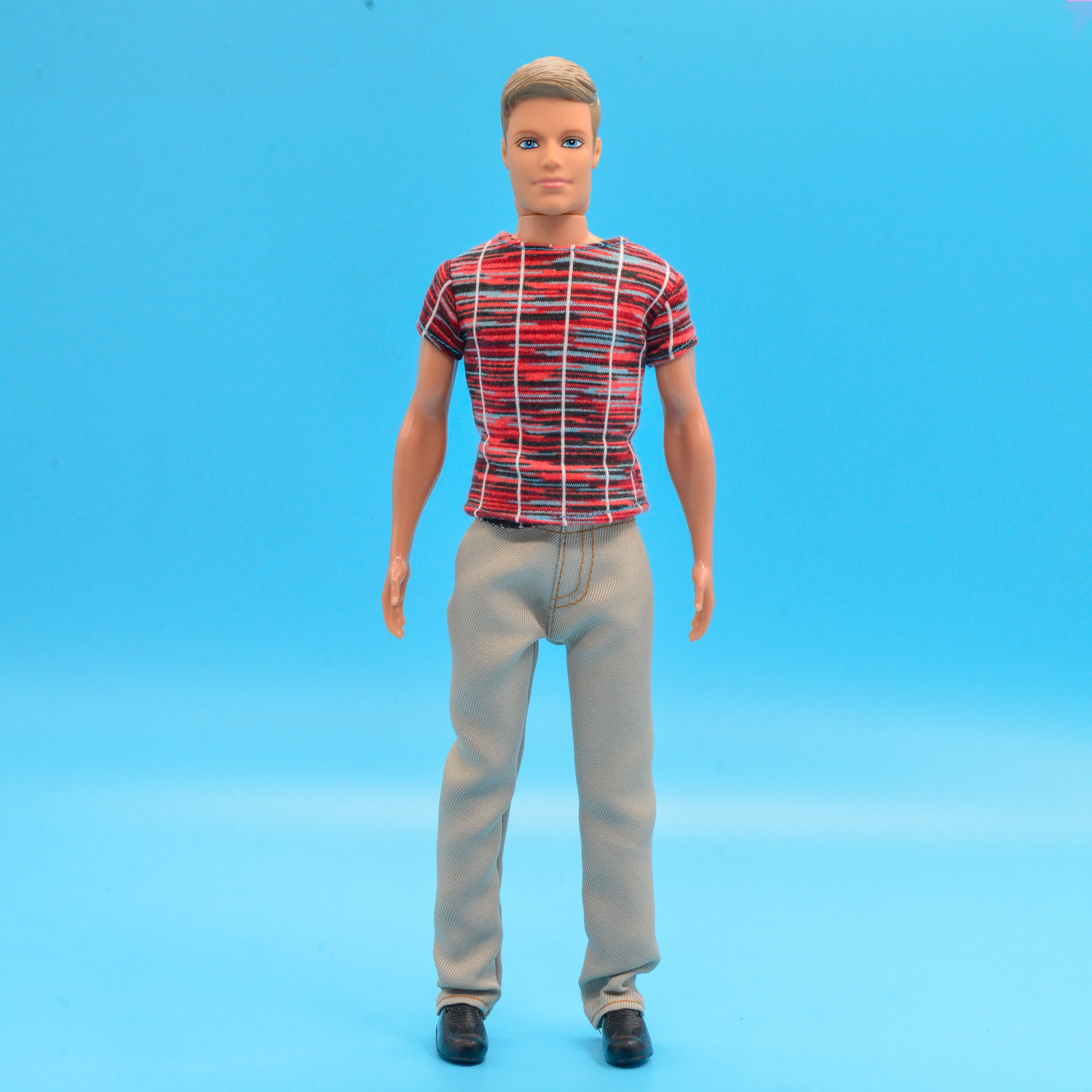 娃娃/芭比娃娃/网红白底实物图