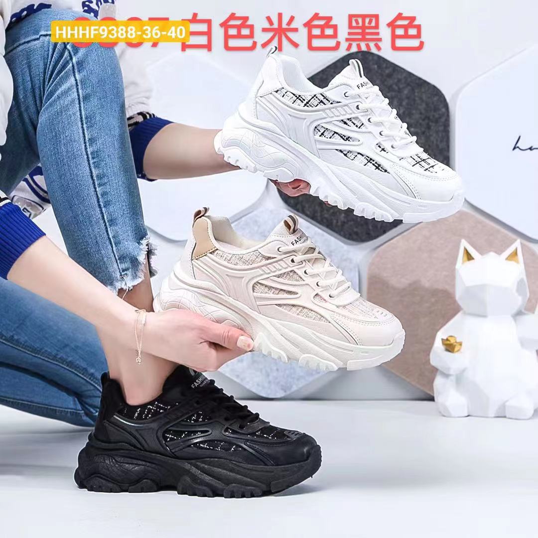 2022女运动款新款老爹鞋