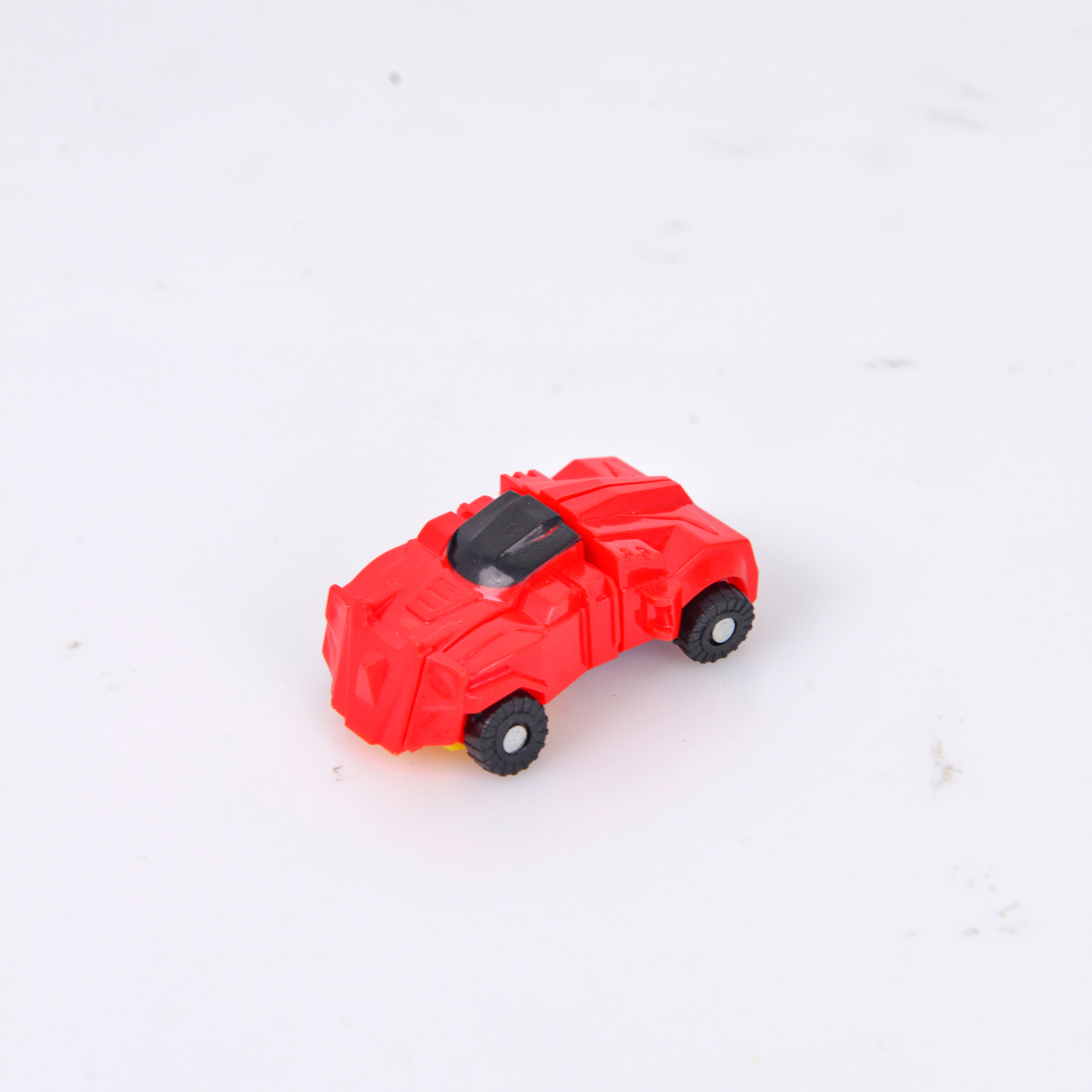红色变形玩具变形车2