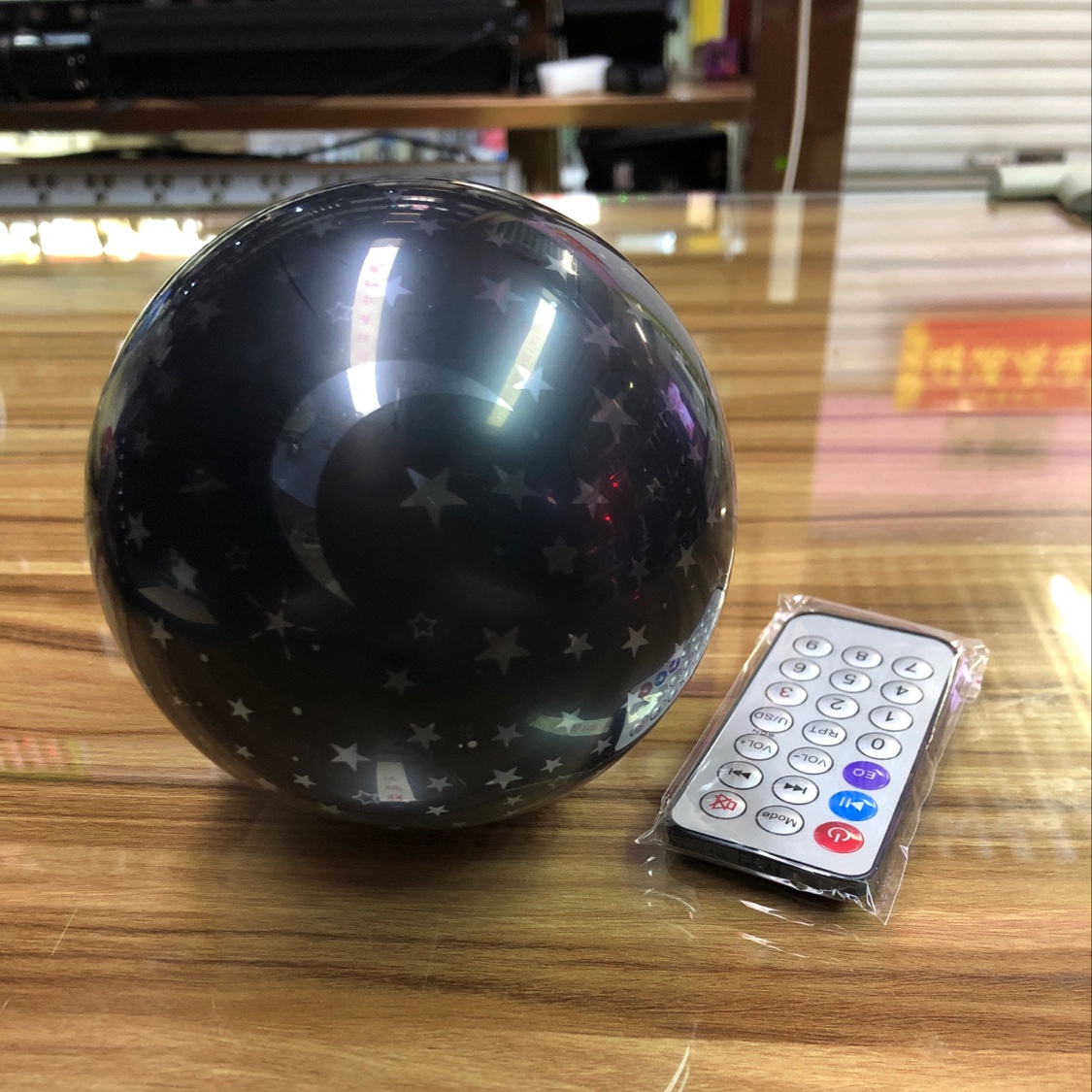E27 Mini Bluetooth Starry Sky Light