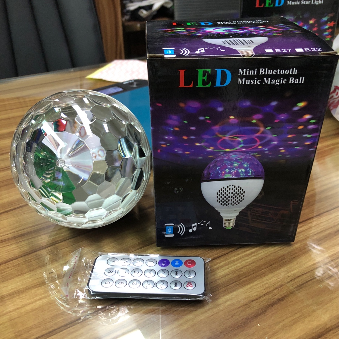 E27 Mini Bluetooth Magic Ball details Picture