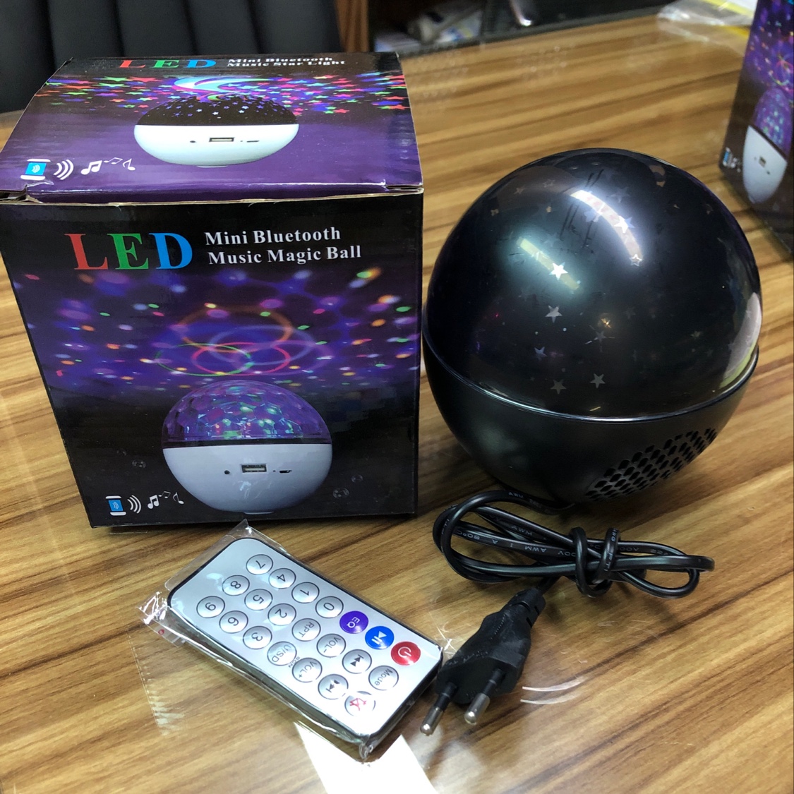 Mini Bluetooth Starry Sky Light (Plug Model) details Picture