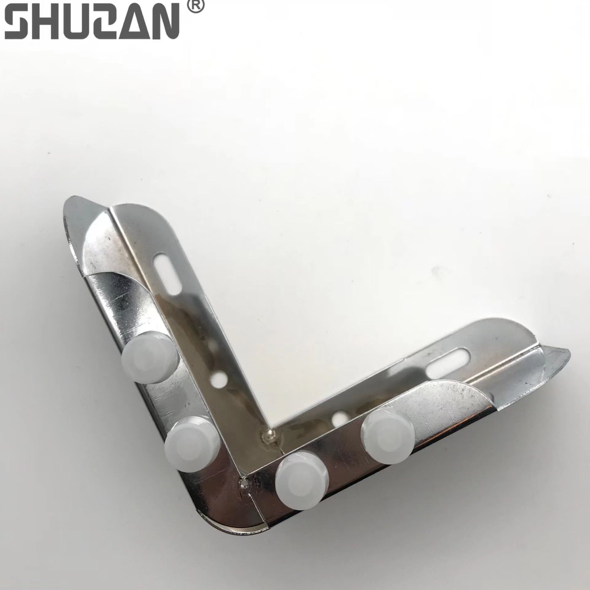 柜脚白底实物图
