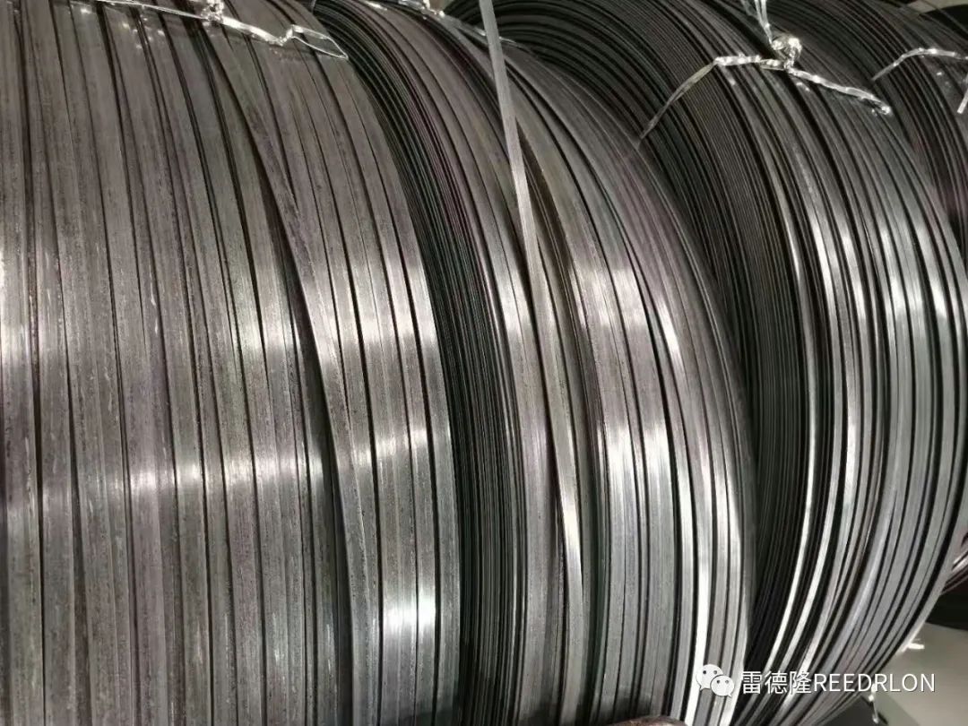 REEDRLONM FLAT STEEL WIRE/FLAT STEEL WIRE is specially designed for car sun visors and tents Application Scenario