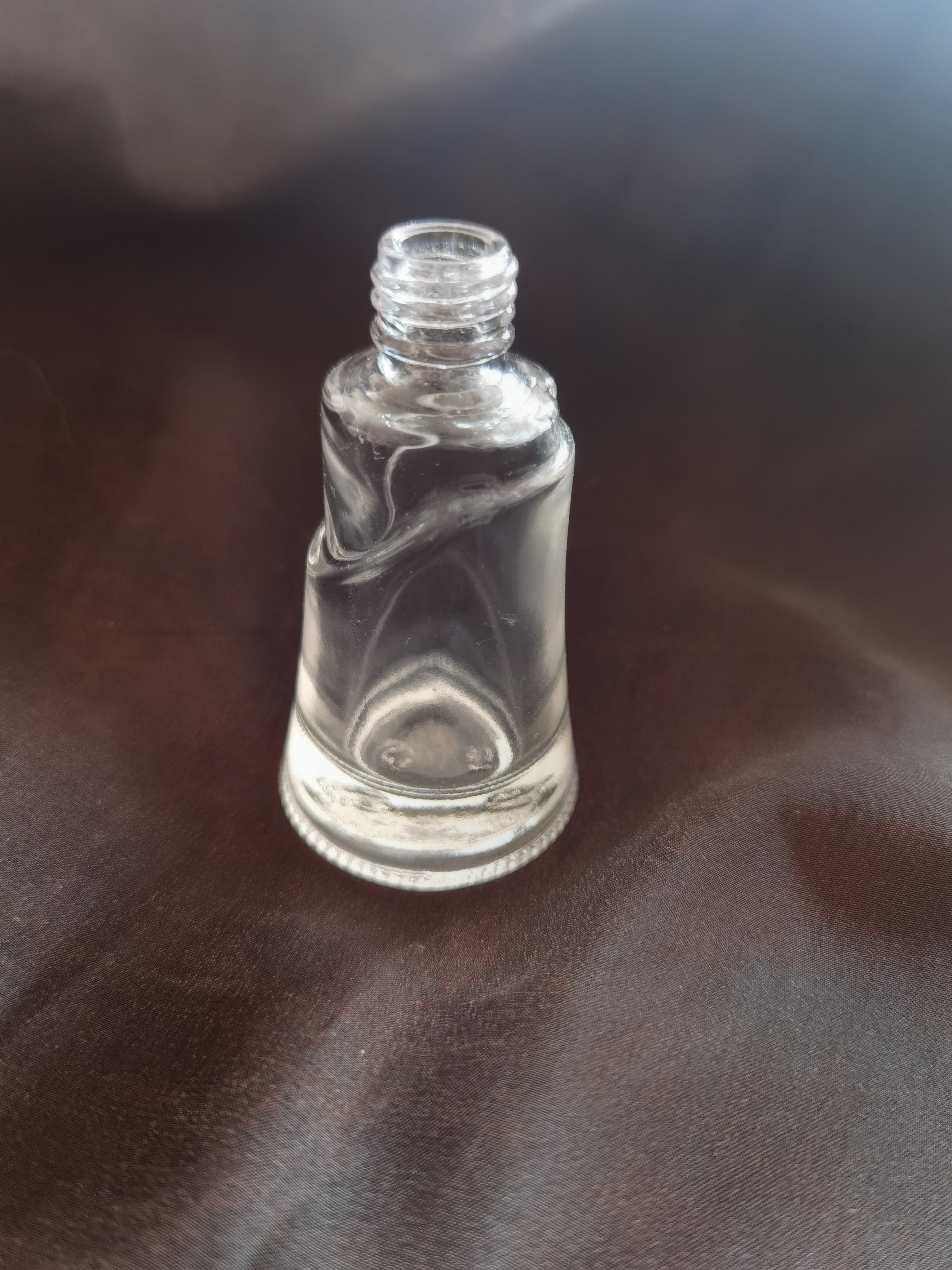 Glass bottle nail polish bottle details Picture