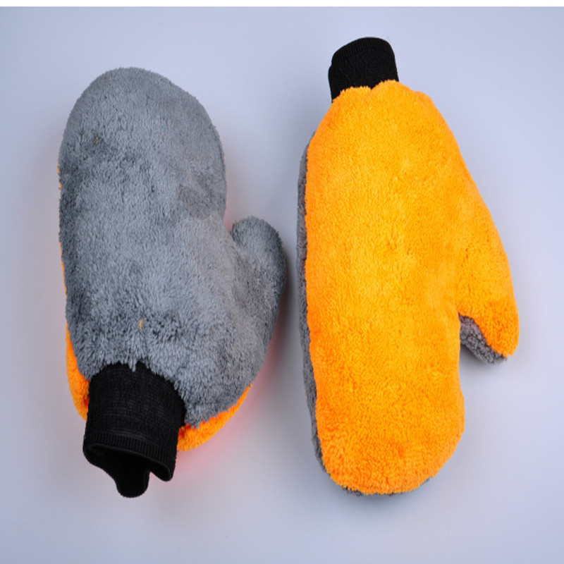 Qiwei Car Decoration Coral Velvet AB face bear paw car cleaning gloves, beauty car washing gloves, thumb gloves, home car cleaning products QW136 details Picture