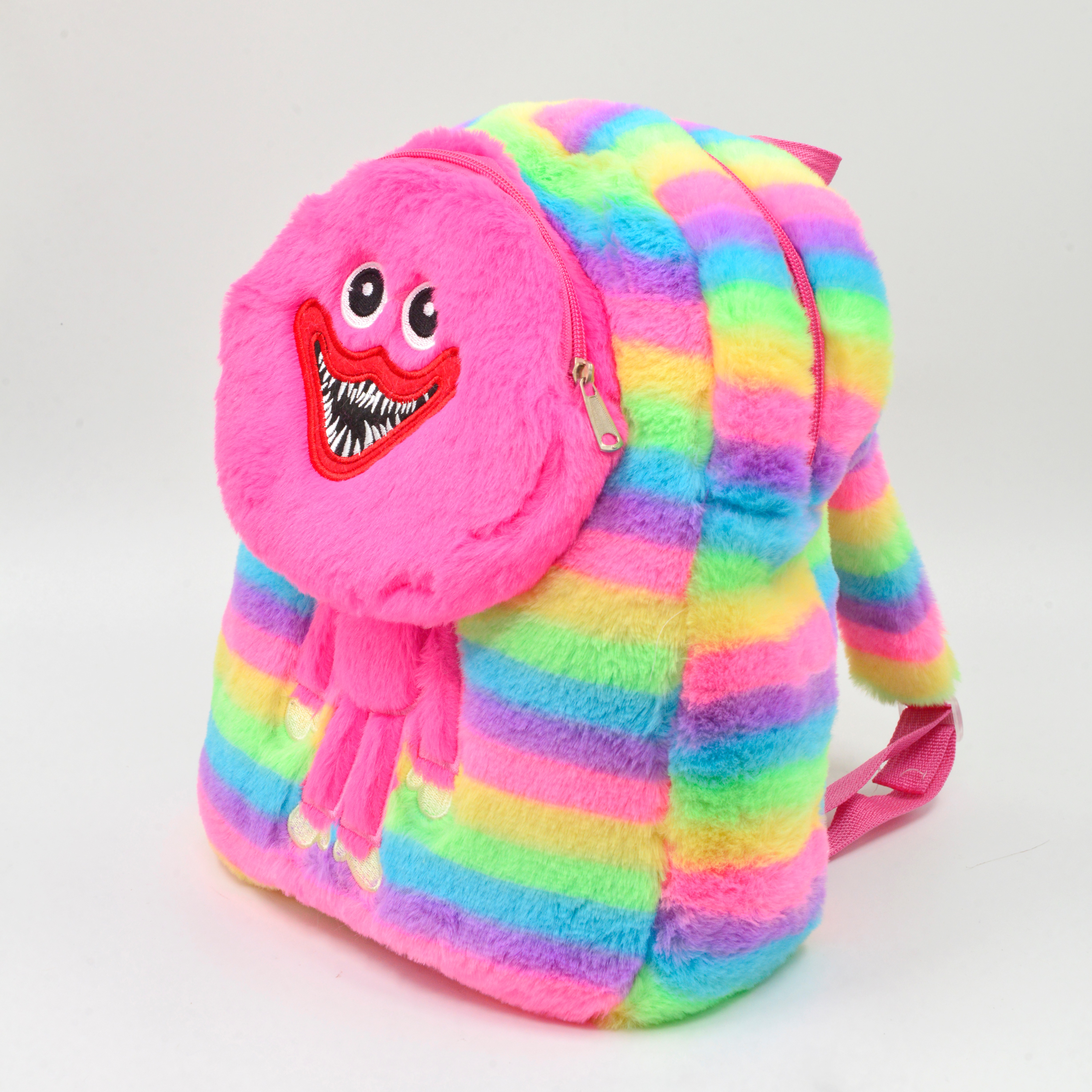 Colorful plush schoolbags, plush cartoon-shaped schoolbags, new cute plush cartoon backpacks for boys and girls, fashionable backpacks Application Scenario