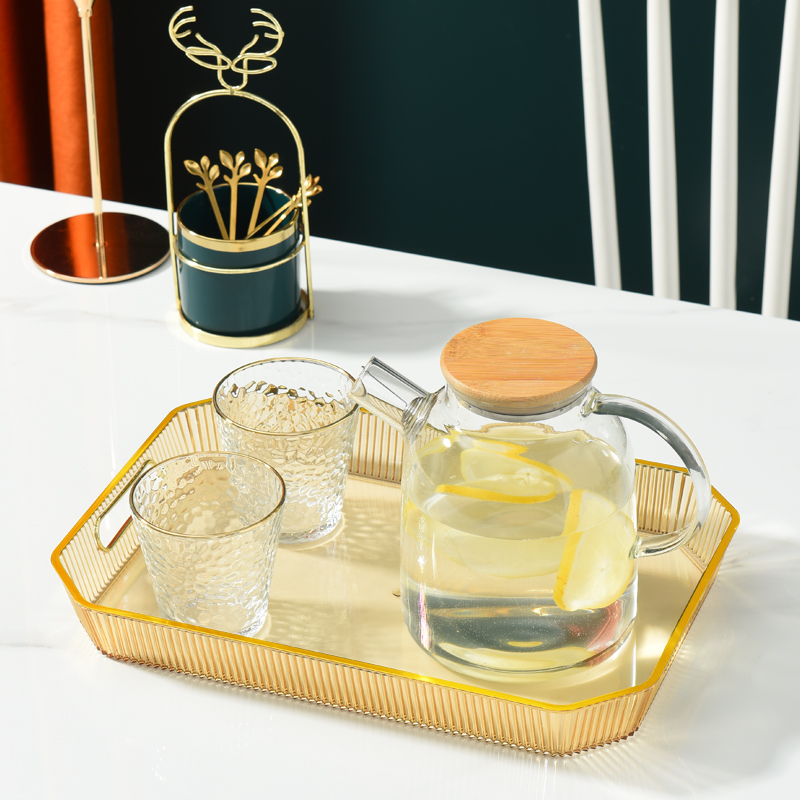 Small PET plate 15*15*3, light luxury tray, ins style dining plate, transparent tea cup, water cup, tea tray, plastic cup plate, modern commercial dining plate details Picture