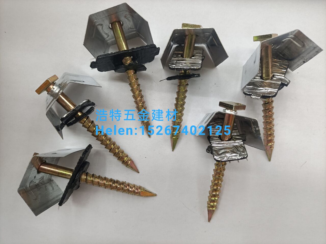 U-shaped cushion yellow nails, saddle cushion yellow nails, square yellow screws, self-tapping screws, U-shaped cushion nails, corrugated rods, roof bolt, color steel tile nails, roof nails, square head nails Application Scenario