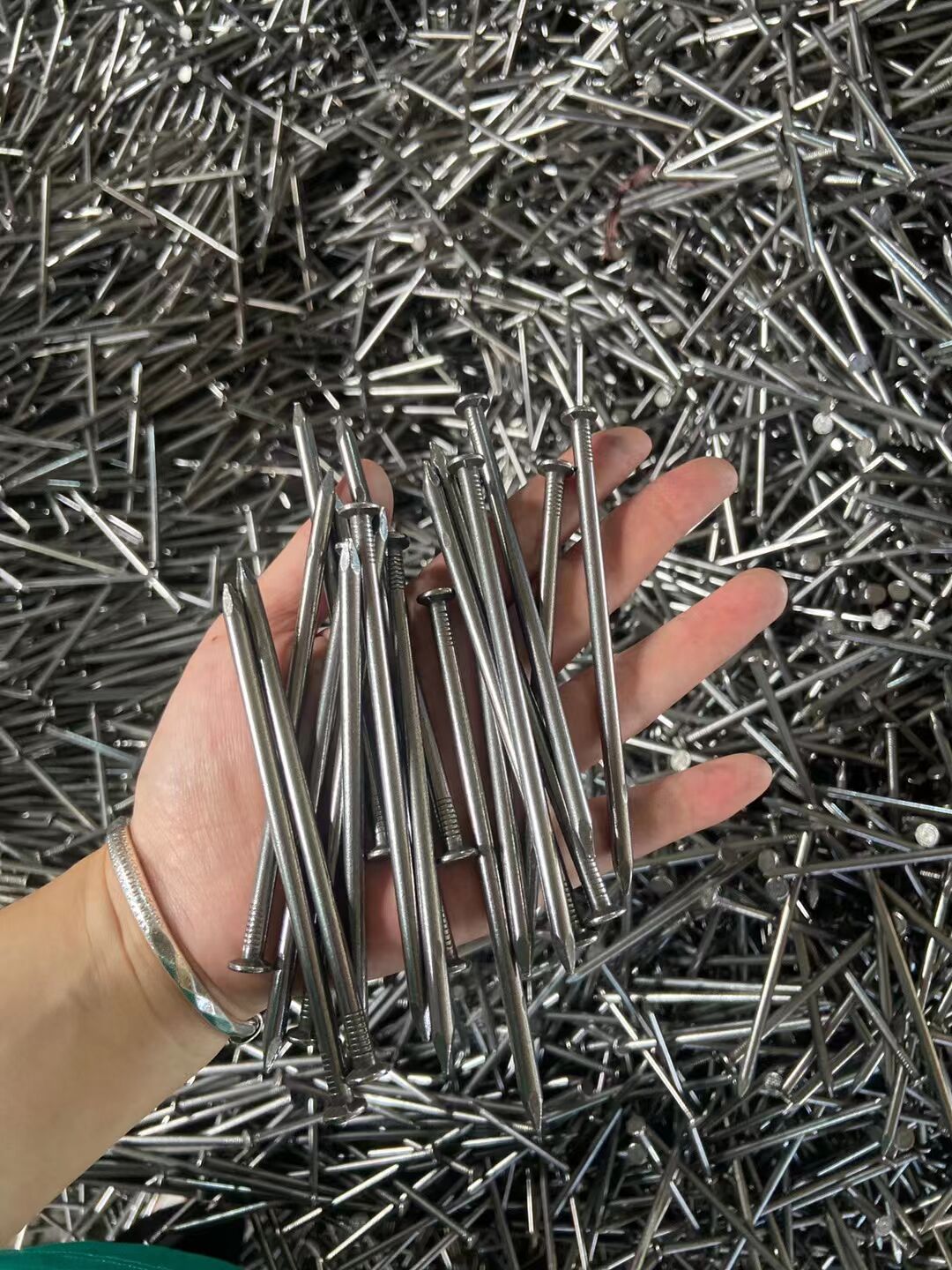 Iron nails, regular nails, regular nails, woodworking nails, round nails, regular iron nails, special-shaped nails, regular iron nails, home decoration nails, iron nails, regular iron nails, round nails, wooden board nails, regular nails