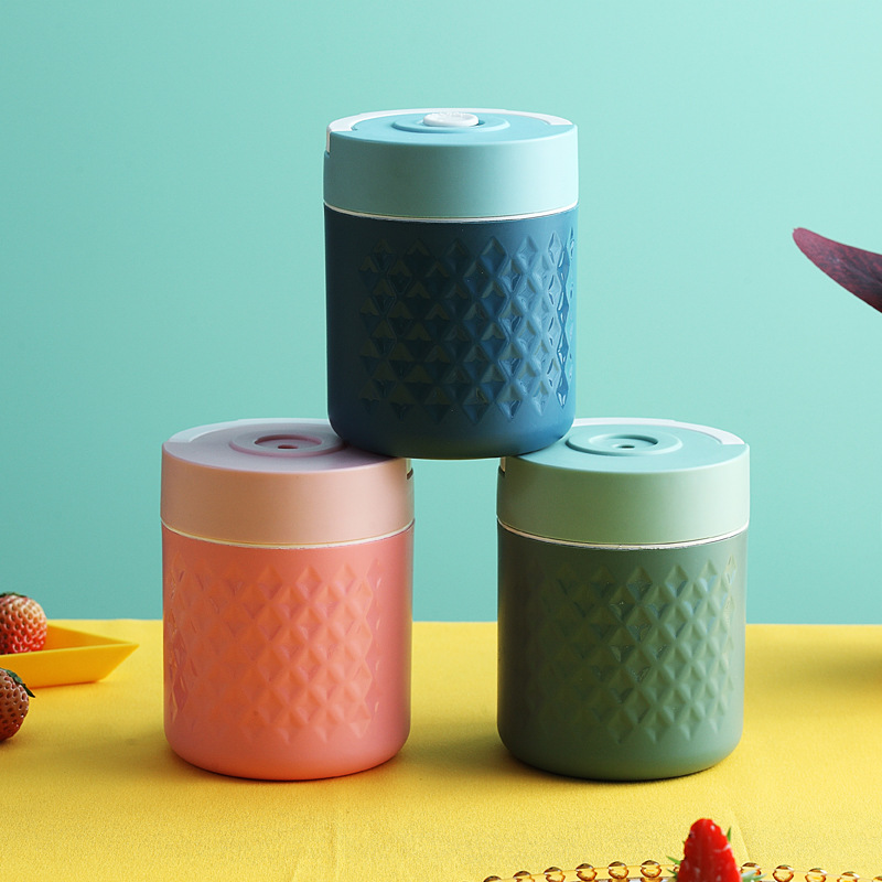 500ml portable plastic stainless steel breakfast cup Application Scenario