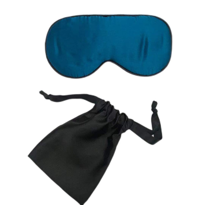 Blue silk eye mask 2-piece set, soft and smooth light-blocking sleep eye mask storage bag, travel set Application Scenario