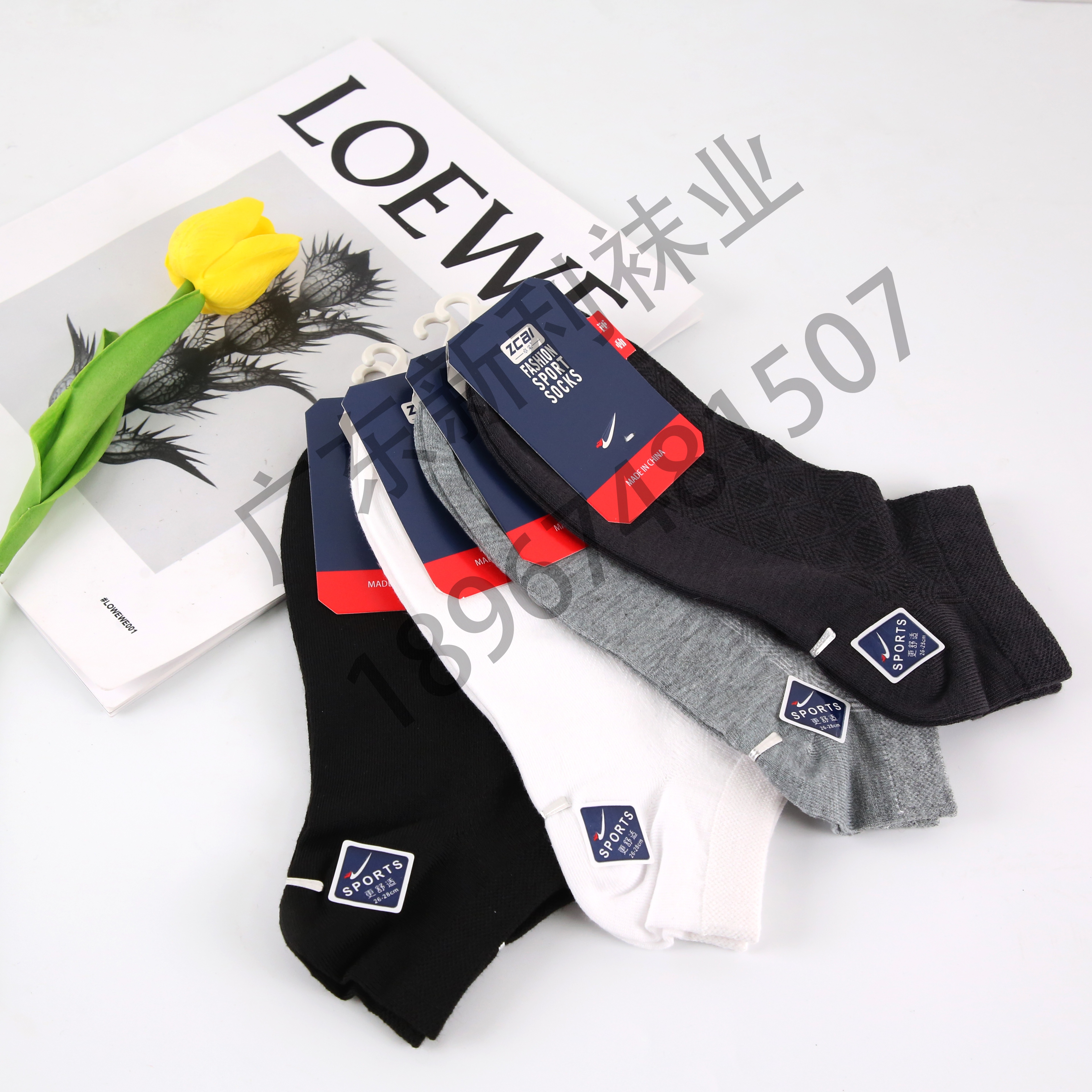 2022 New factory direct sales 12 pairs of breathable men's and women's socks, versatile and comfortable invisible socks and short socks Item Picture