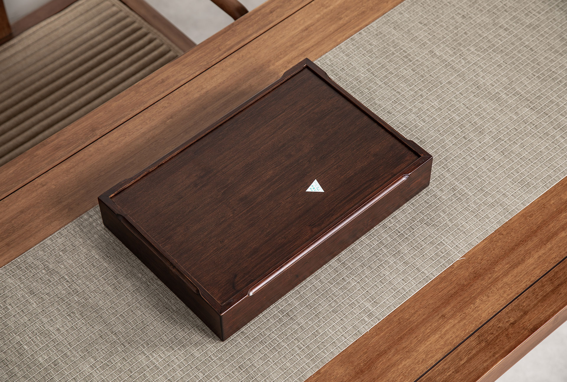 Yanxi bamboo tea trays are simple, elegant, light luxury, versatile for home and office use, easy to clean, and available in multiple sizes details Picture