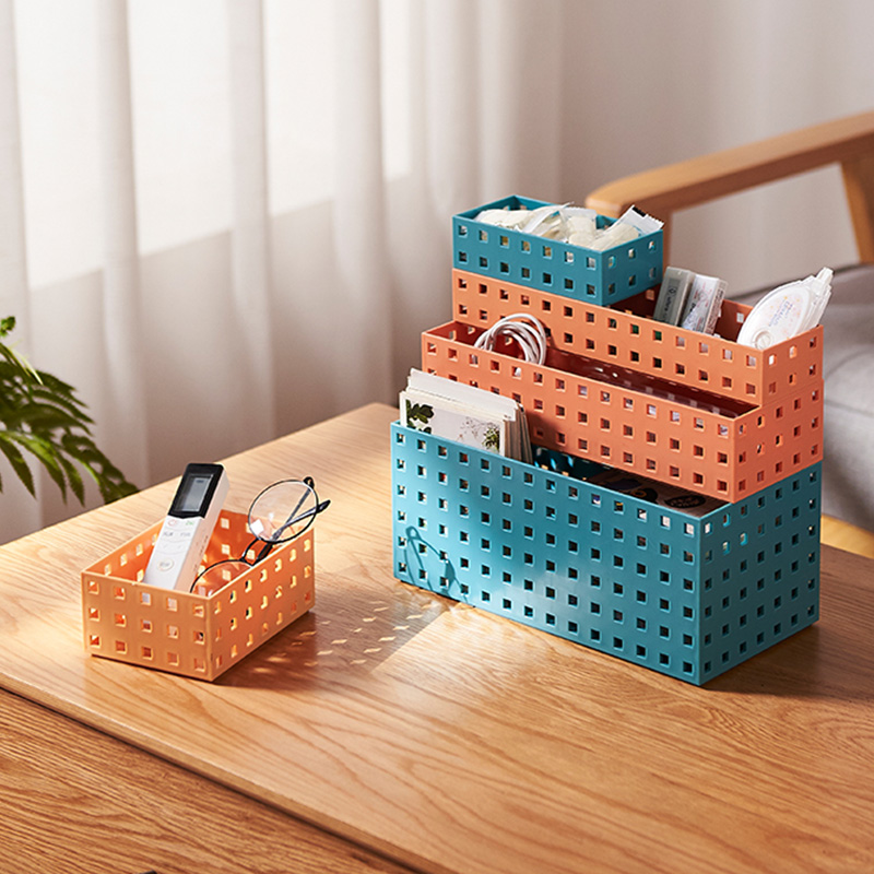 Household kitchen plastic storage basket, multi-functional desktop for storing miscellaneous items, blue snack and toy storage basket