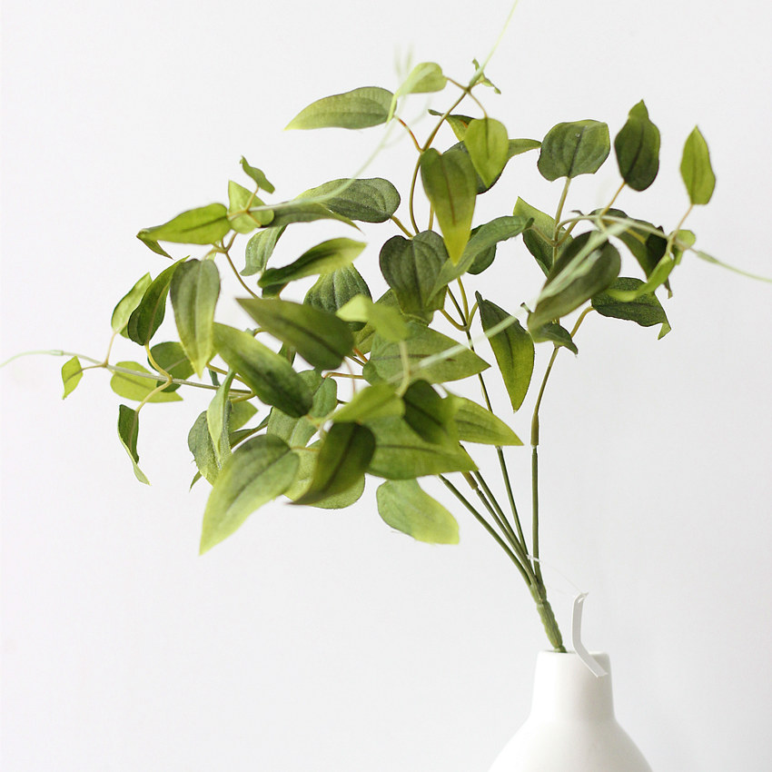 Artificial flower home accessories: 5-branch acacia leaf flower arrangement, Yiwu artificial flower wholesale LF073 Acacia leaf bouquet Item Picture