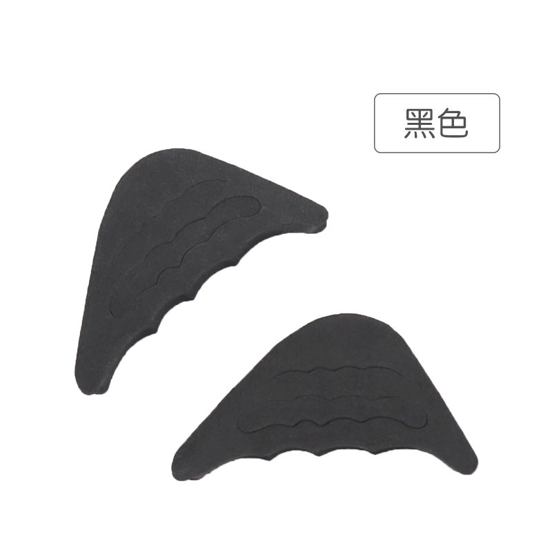 Place a half-size toe plug on the front of the foot details Picture