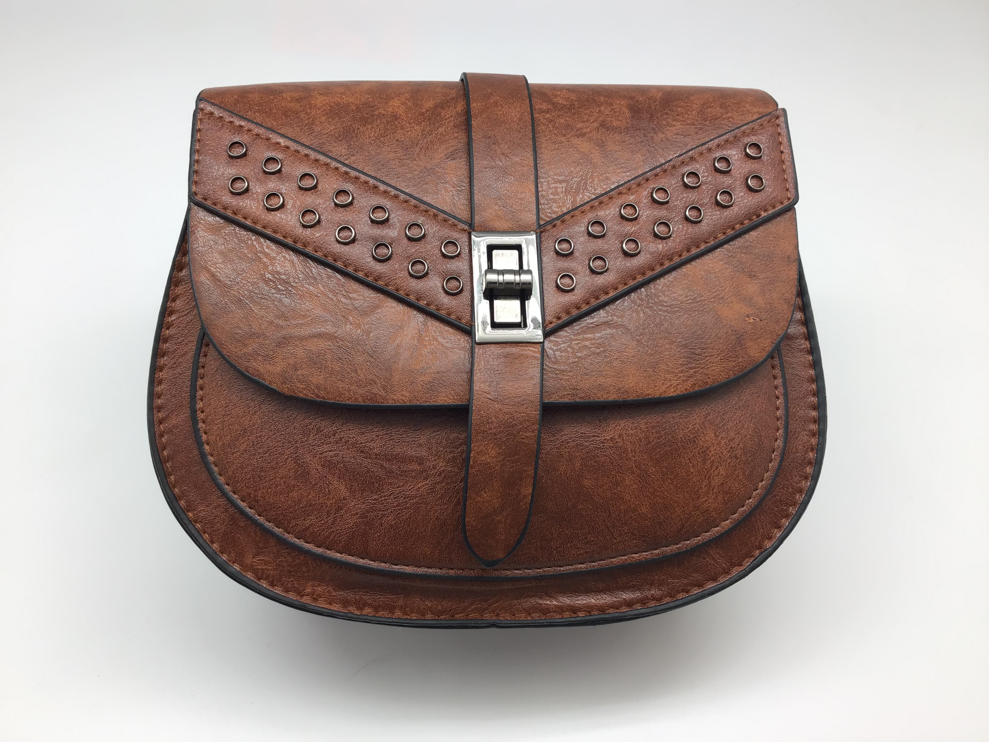 A classic single-shoulder bag for women in the 2022 new style