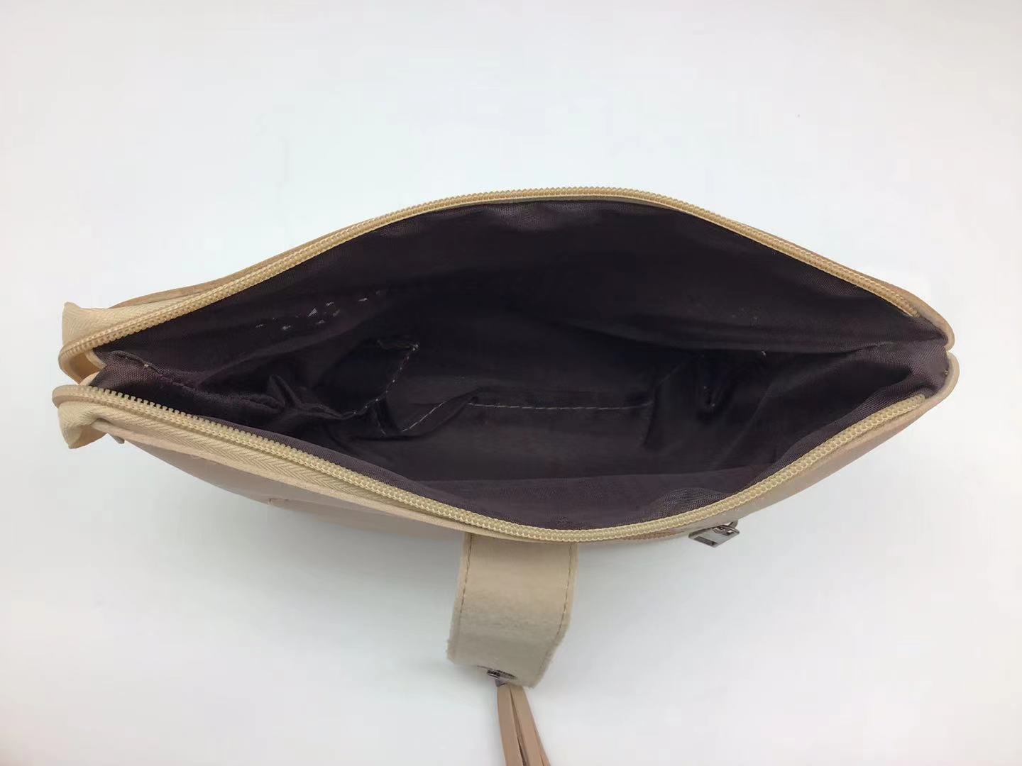 The popular single-shoulder bag for women in 2022 Application Scenario