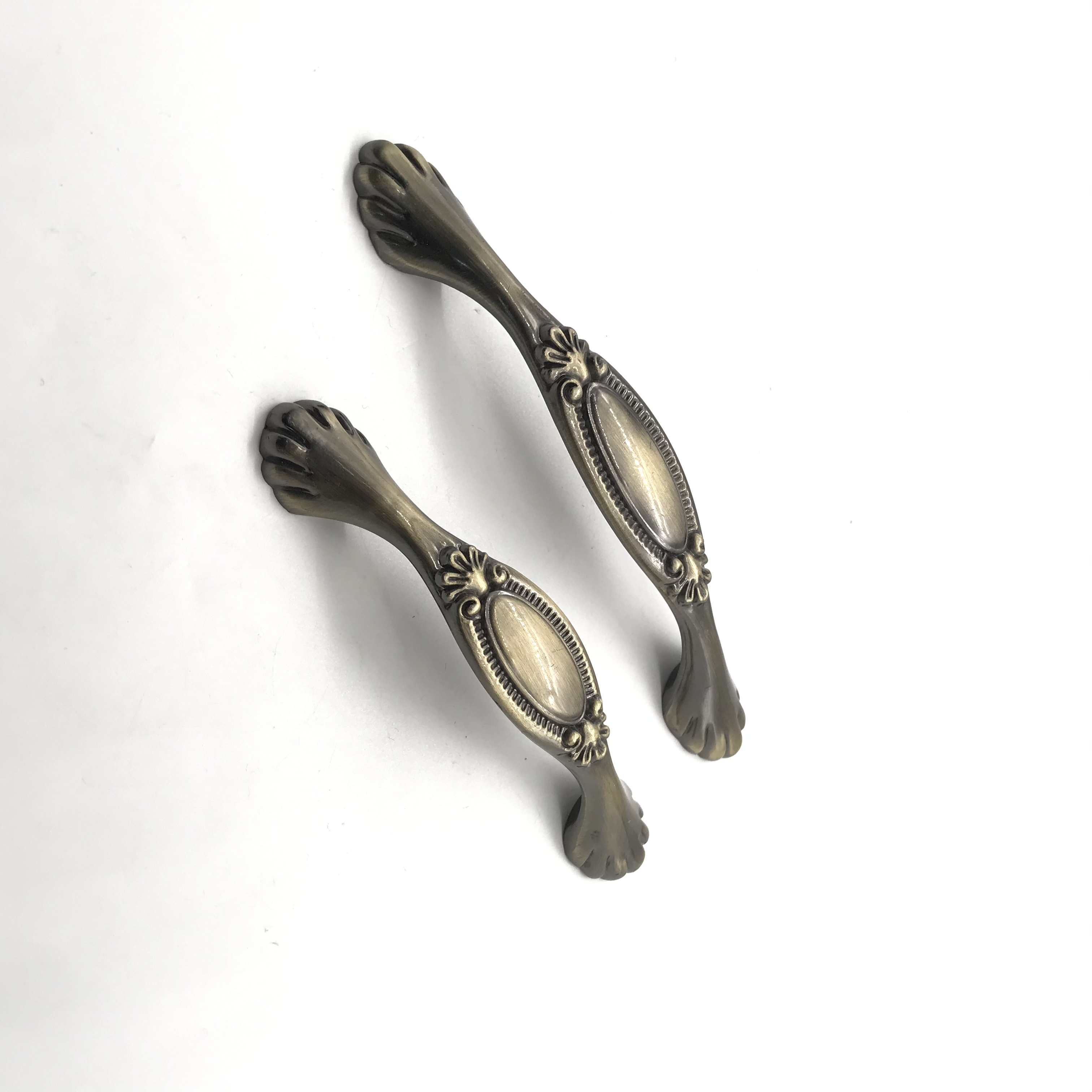 Shuzan Modern and simple zinc alloy 304 handles, door handles, bronze-colored brushed clothes, cabinets, drawers, metal furniture accessories, children's cartoon options, and other hardware tools available undefined
