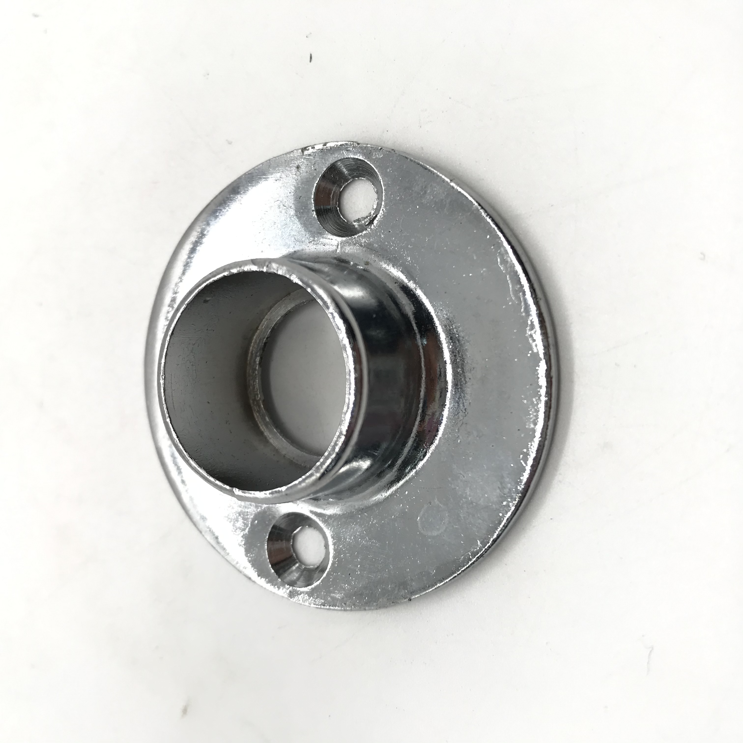 Shuzan well-known brand zinc alloy wardrobe clothes pipe support, clothes hanging rod base, no drilling, telescopic rod, special clothes through seat, round pipe fixed seat, other hardware tools Application Scenario