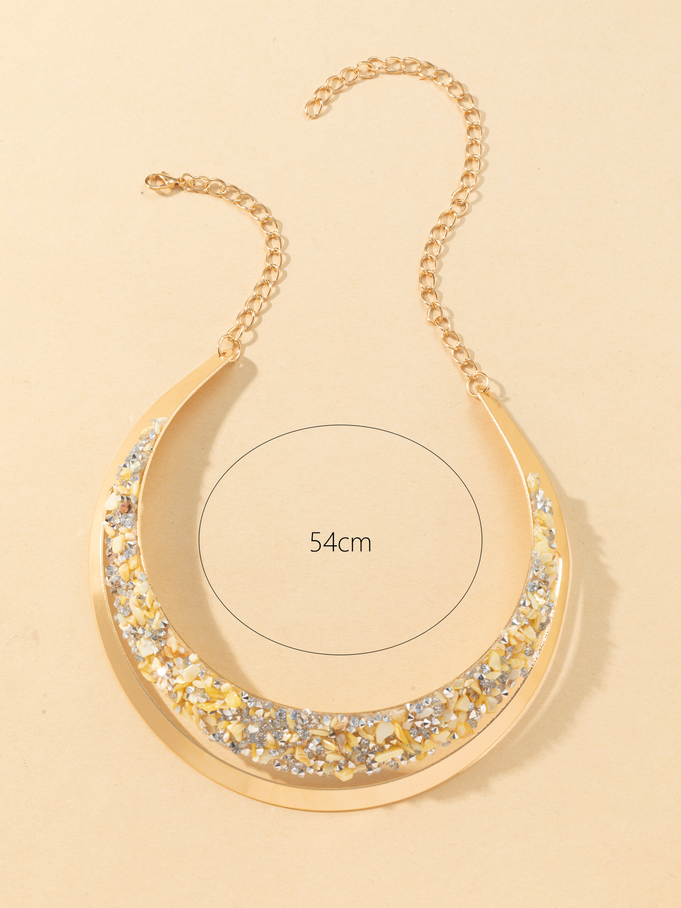 Cross-border Amazon best-selling European and American fashionable women's raw stone necklaces Application Scenario