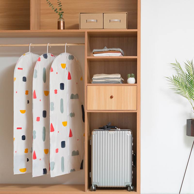Clothing dust cover Application Scenario