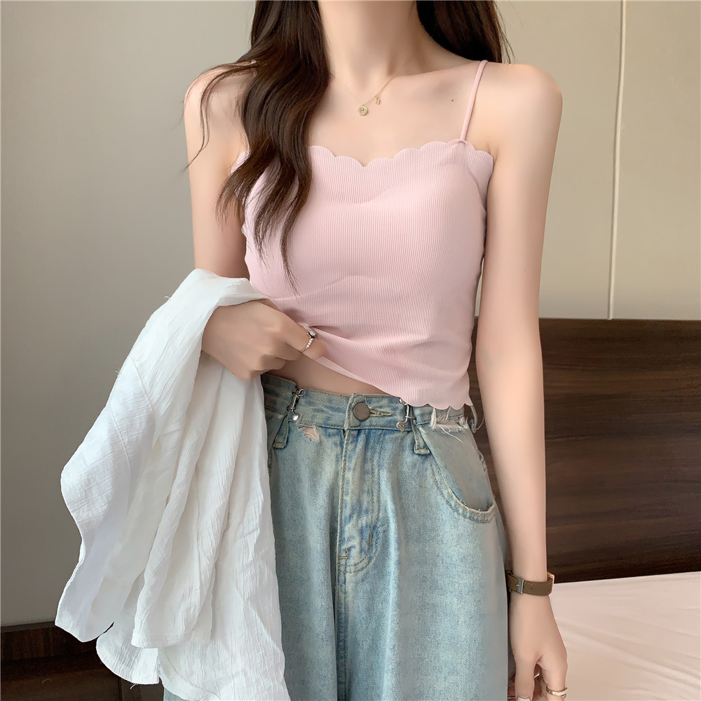 A French-style chic and super popular mini tank top worn over a women's summer bra with a chest pad and a strapless top Item Picture