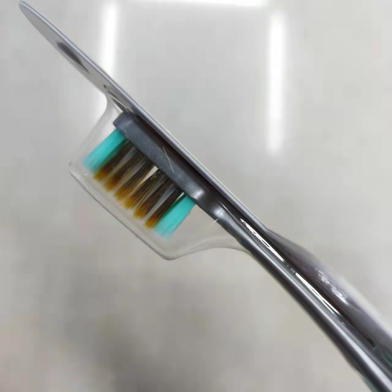 豪美牙刷白底实物图