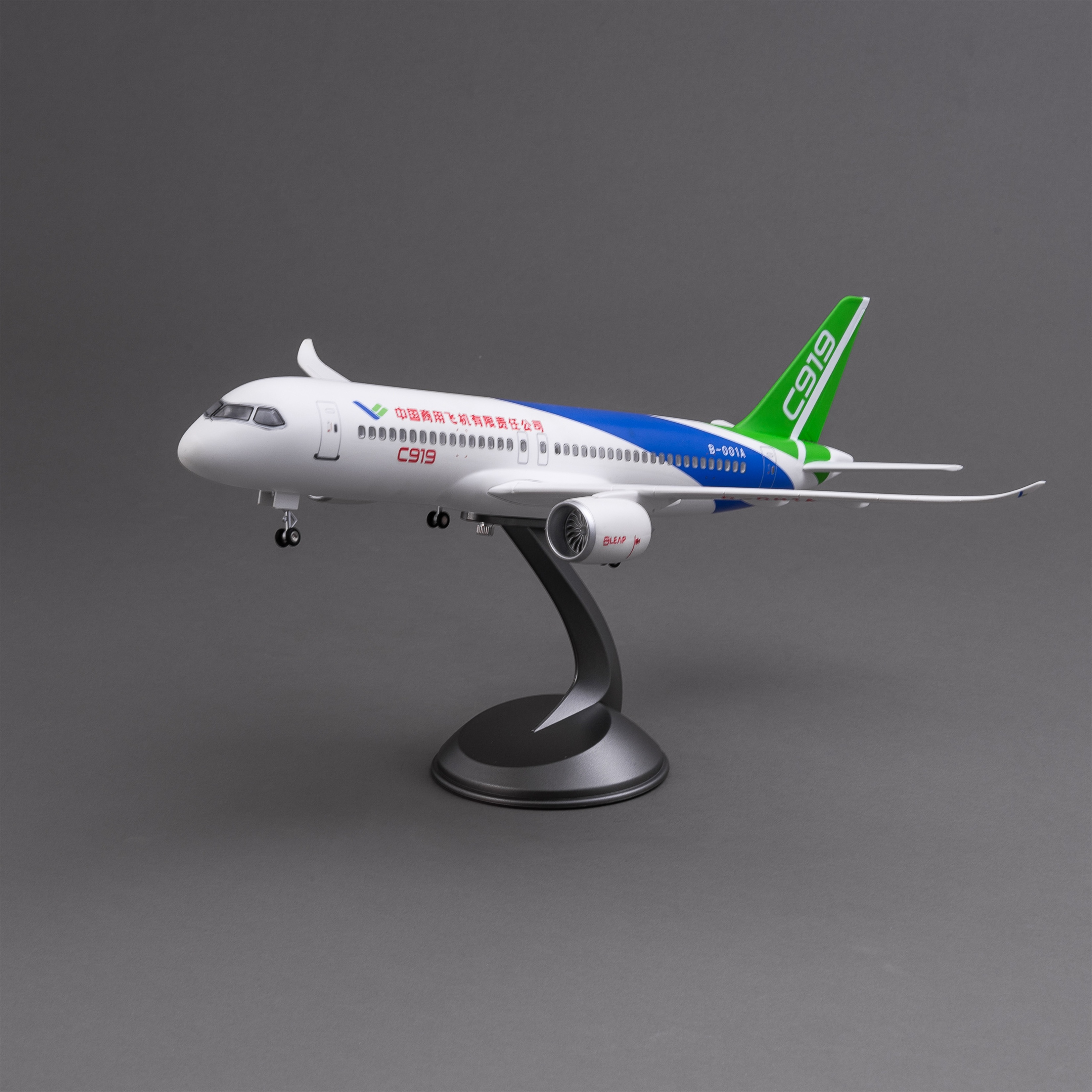 飞机模型/无人机/发光玩具/C919/泡沫飞机产品图