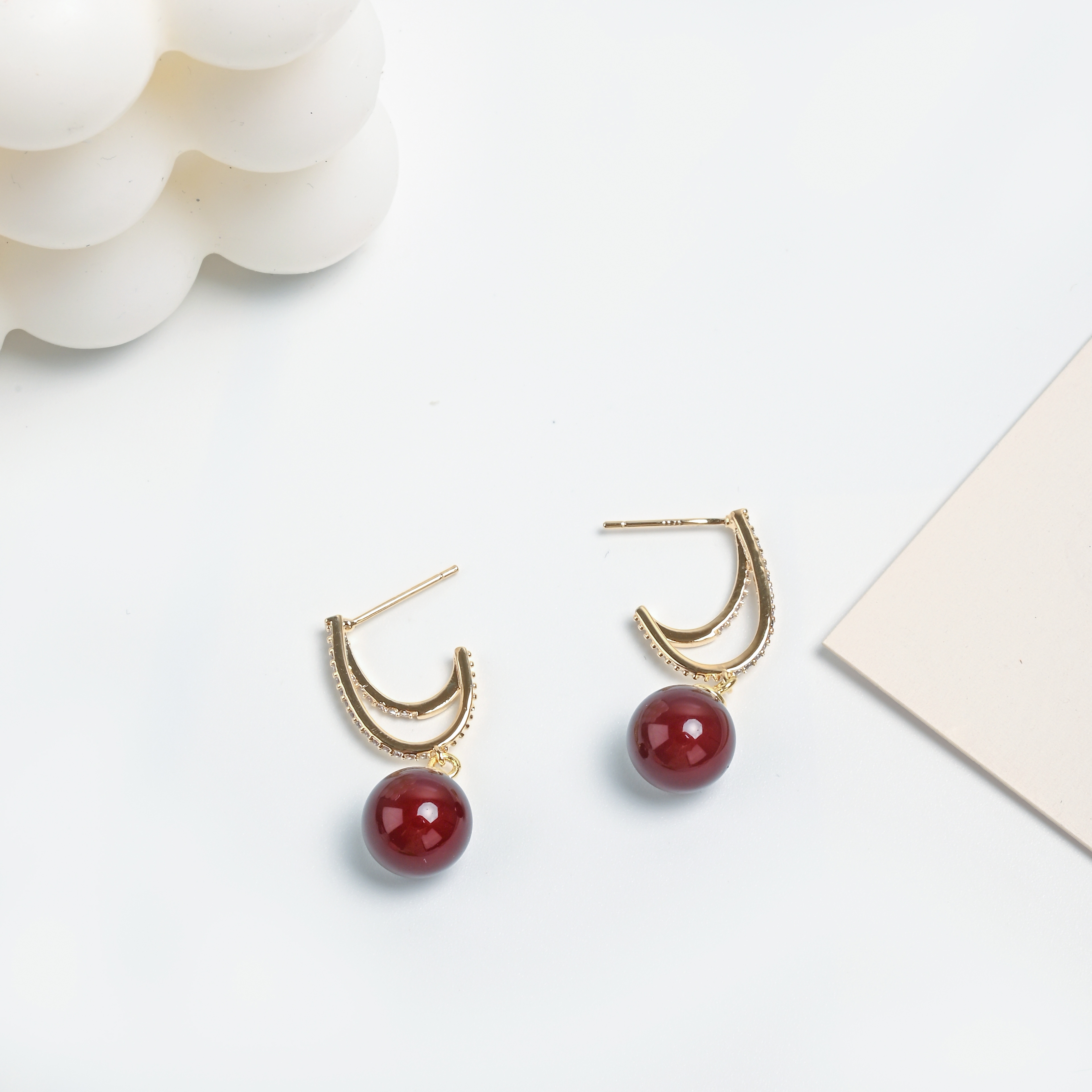 新品耳环小众设计高级感网红耳饰女防过敏925银针月亮造型时尚耳环详情2