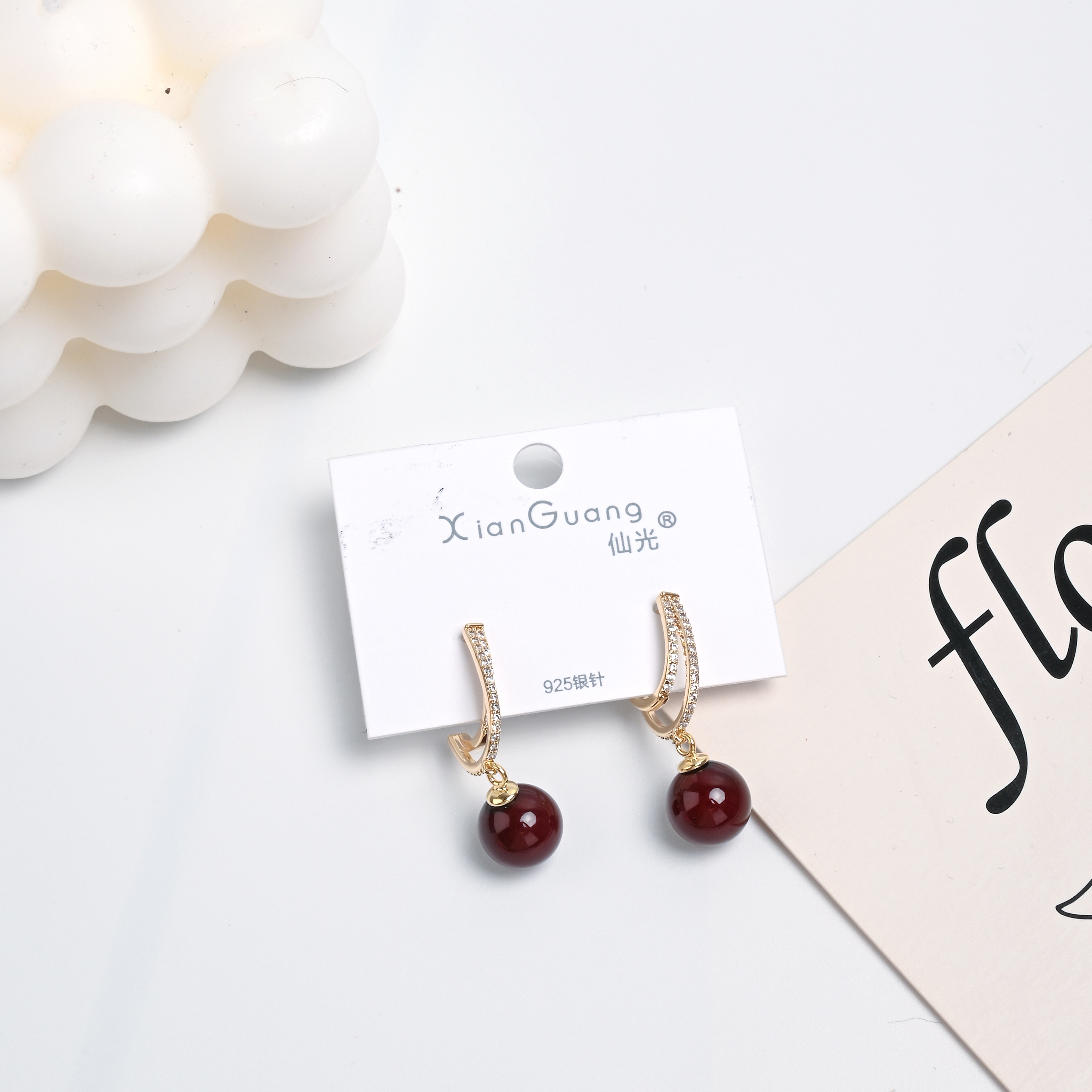 新品耳环小众设计高级感网红耳饰女防过敏925银针月亮造型时尚耳环详情4