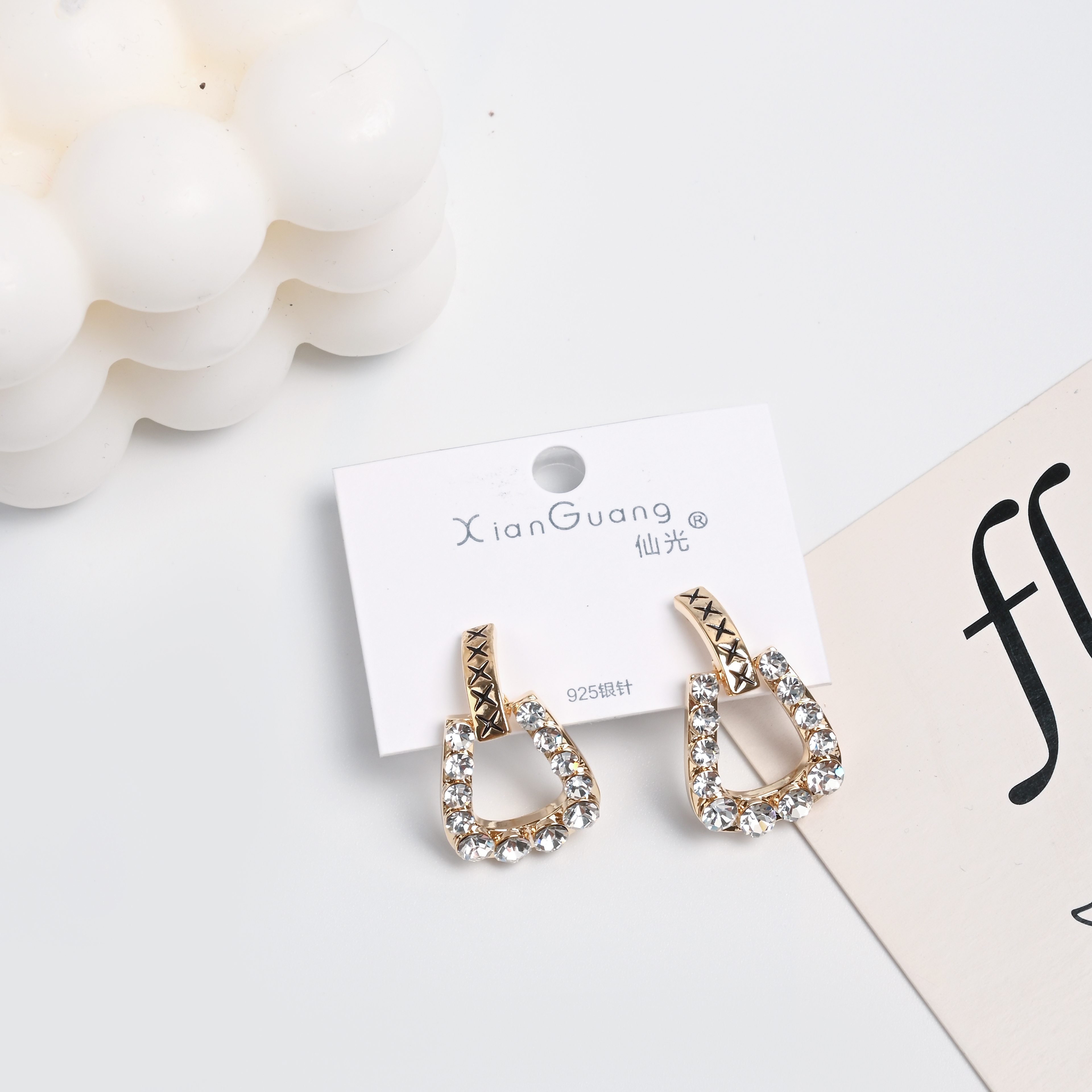 新品耳环小众设计高级感网红耳饰女防过敏925银针带钻U型时尚耳环批发详情1