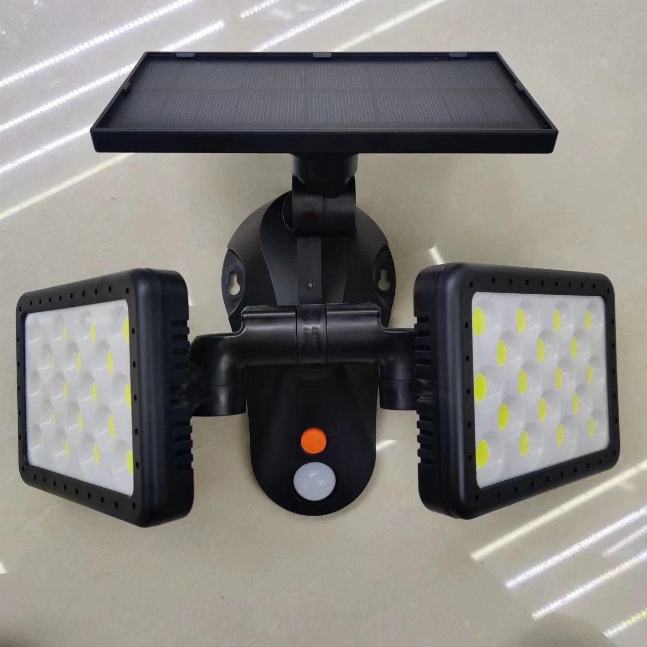 太阳能灯/太阳能壁灯细节图