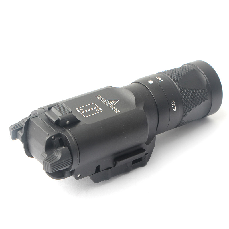 X300V high-intensity all-metal undermount 20mm clip tactical LED flashlight Application Scenario