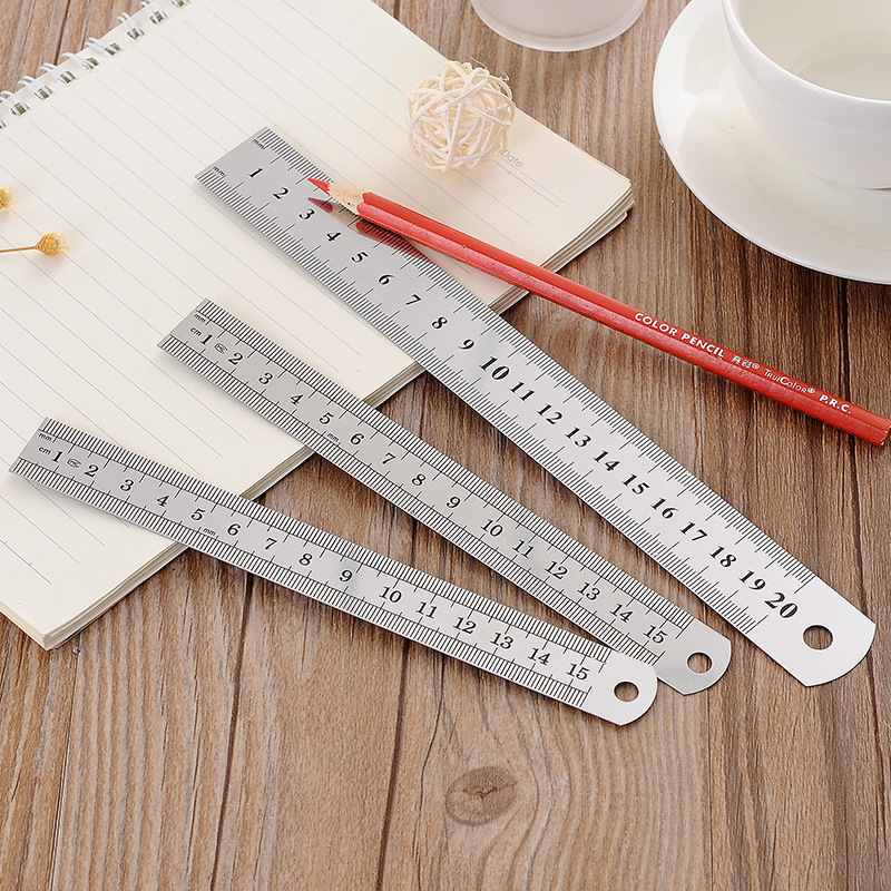Steel ruler 15cm, stainless steel straight ruler, measuring ruler, office and student supplies Application Scenario