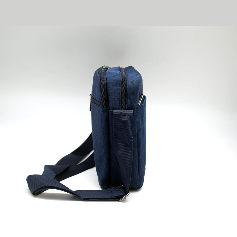 2022 Korean new men's bag Application Scenario
