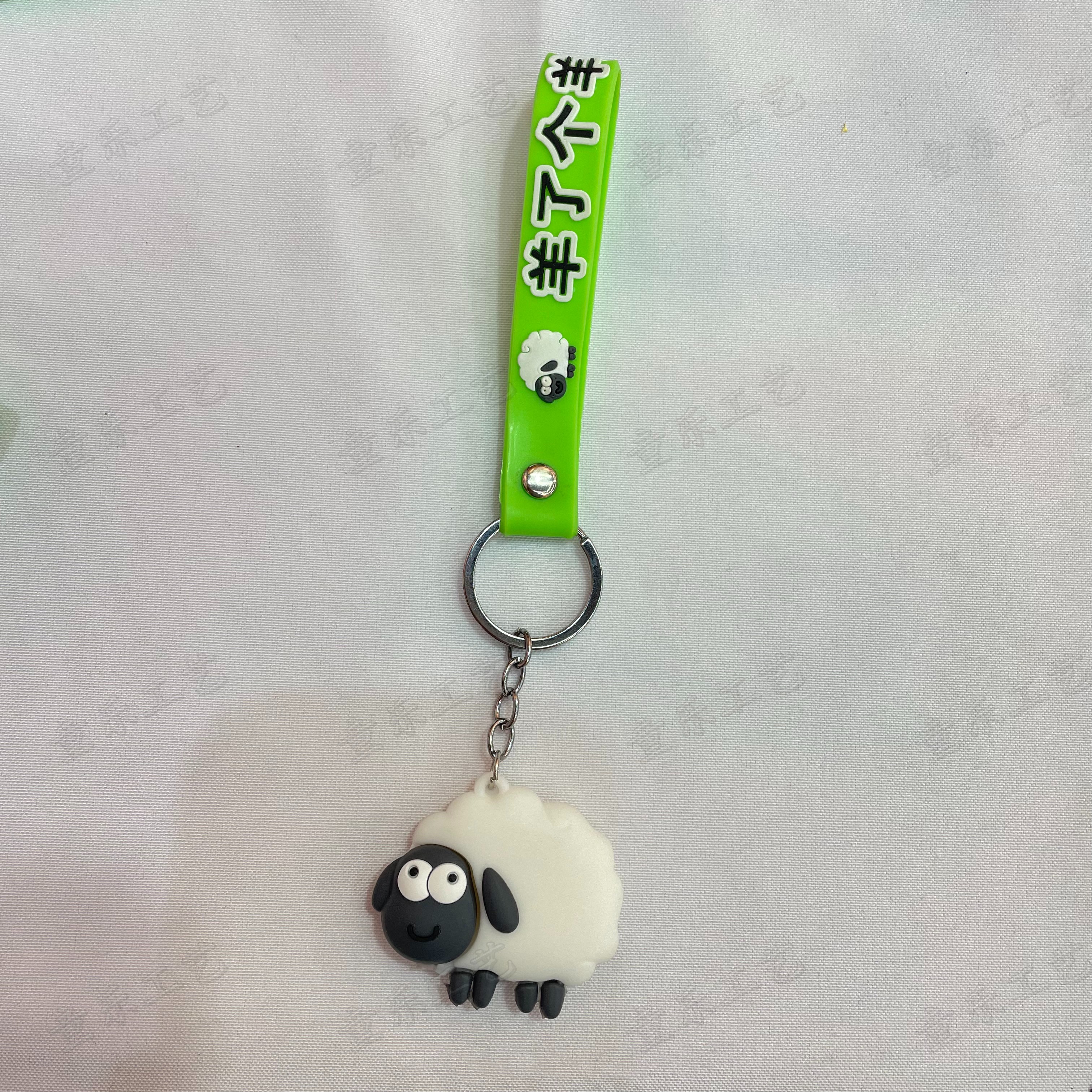 "Sheep, Sheep, cute cartoon keychain, popular mobile phone pendant. Item Picture
