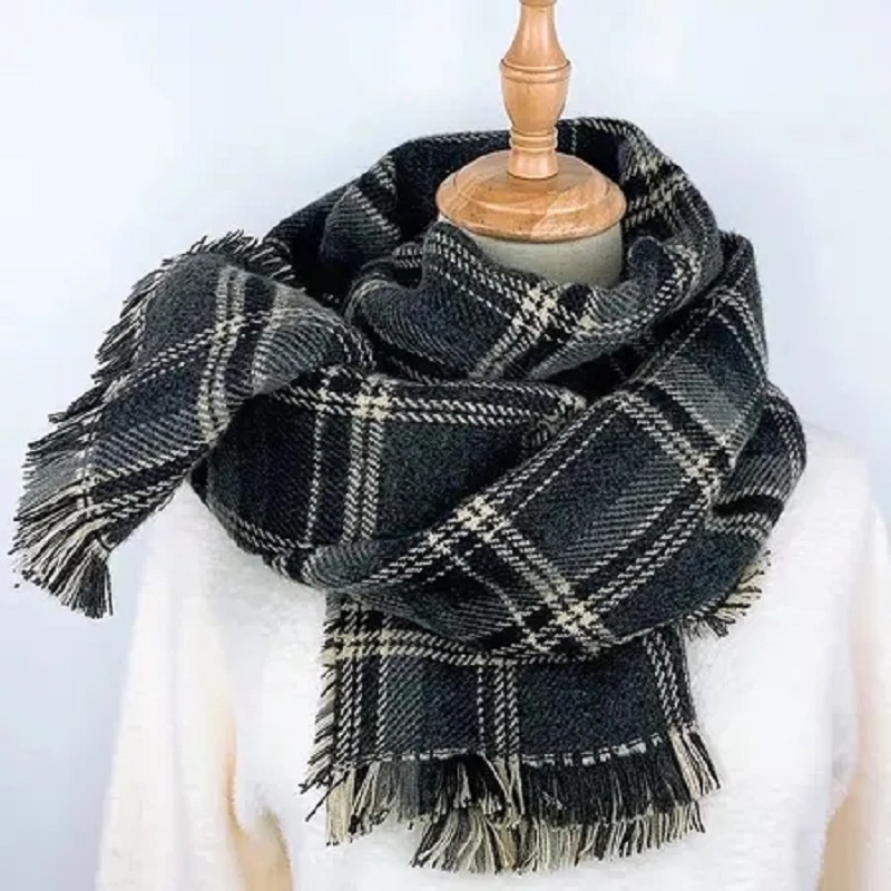 围巾女百搭秋冬简约爆款披肩经典长颈